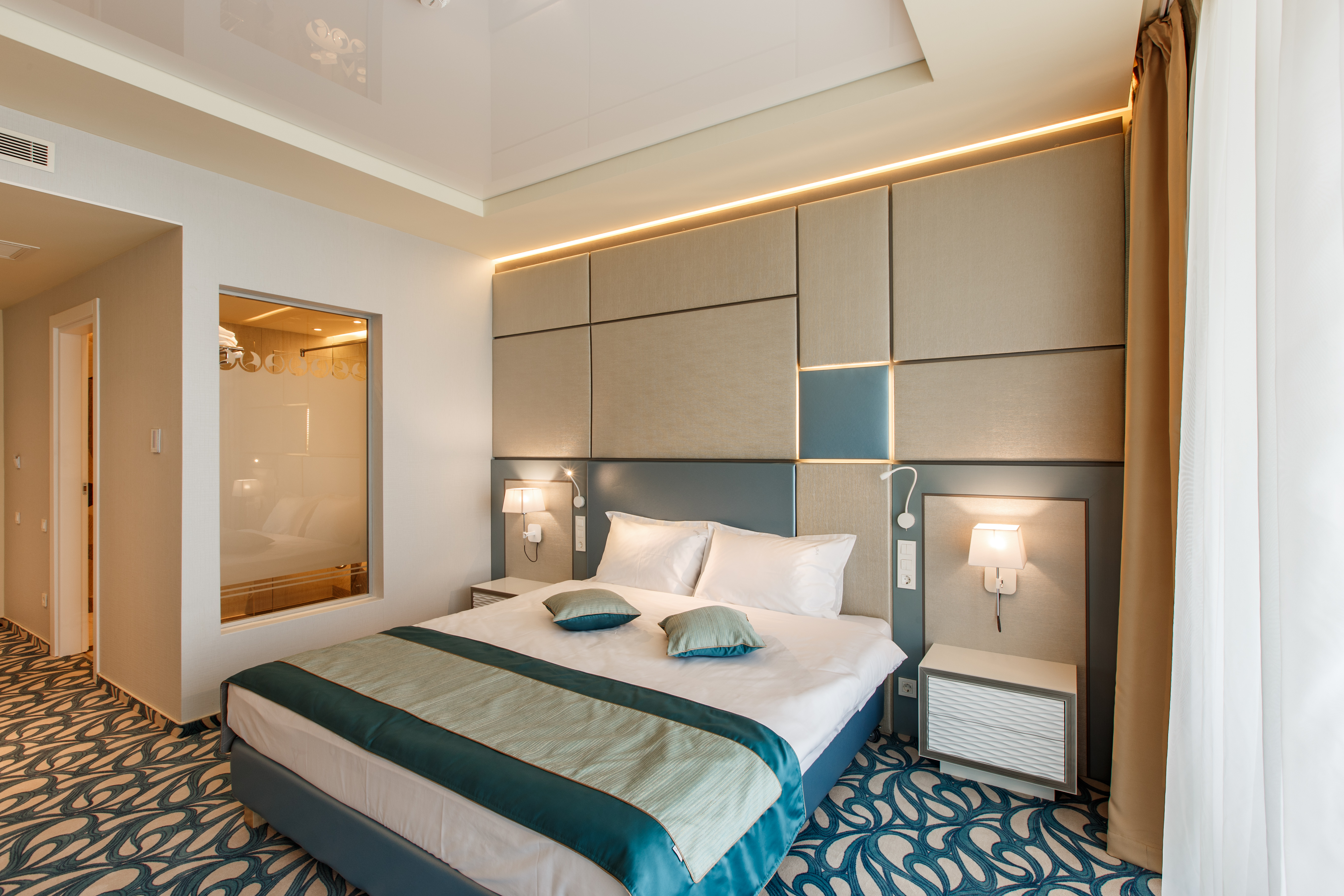 Hotel Opera