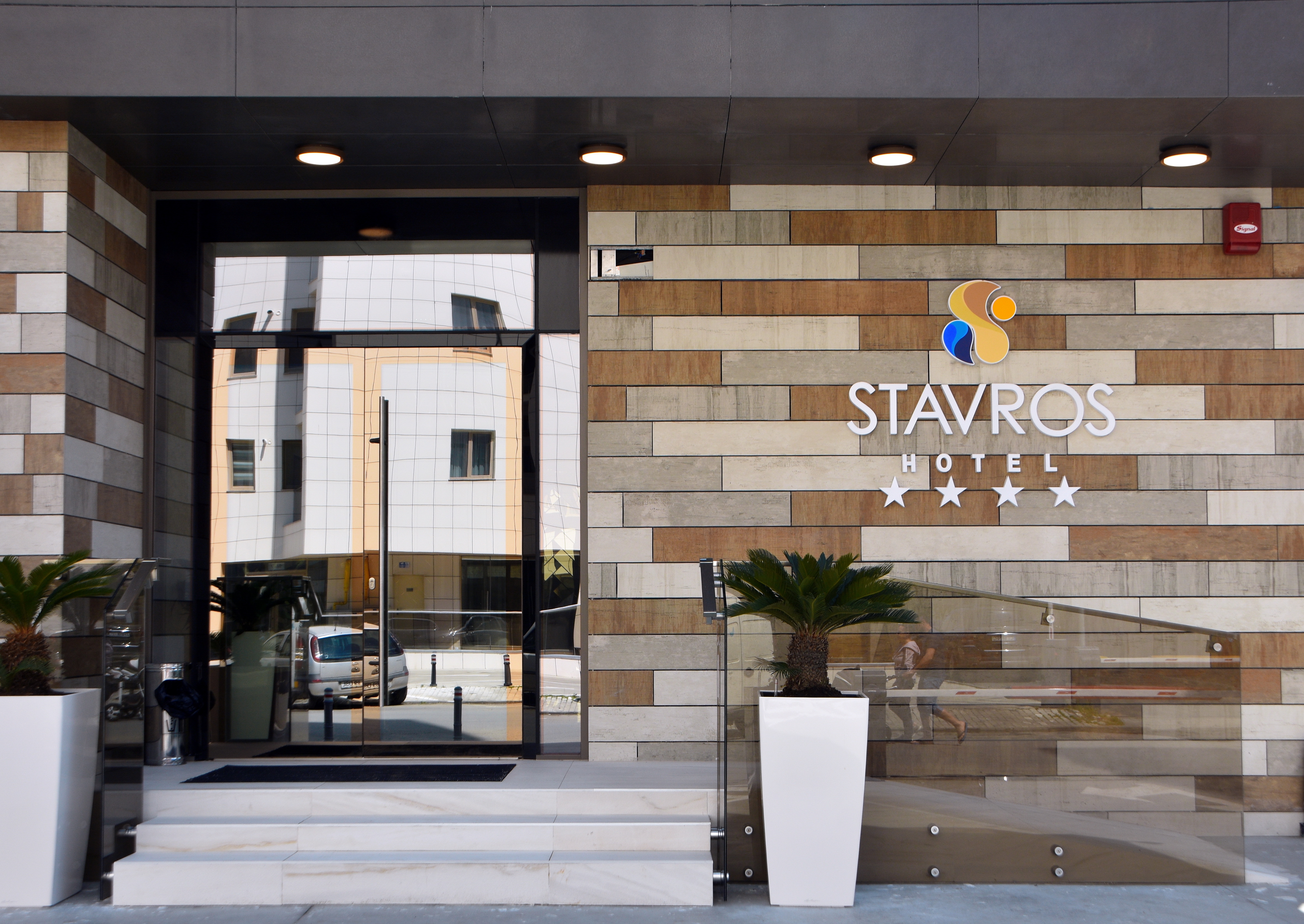 Stavros Hotel