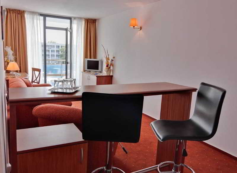 Hotel Cleopatra - Statiunea Saturn