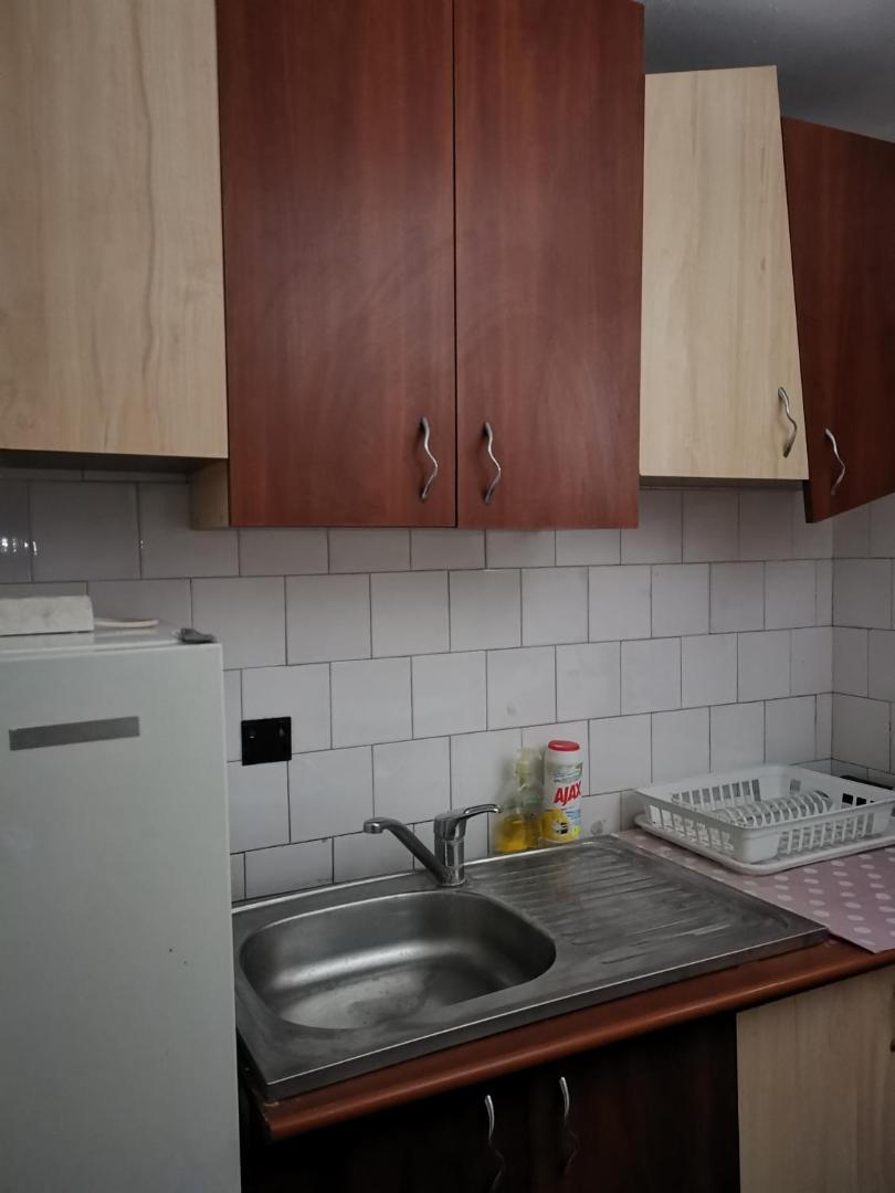 Cabana Fantanita Cu Brazi
