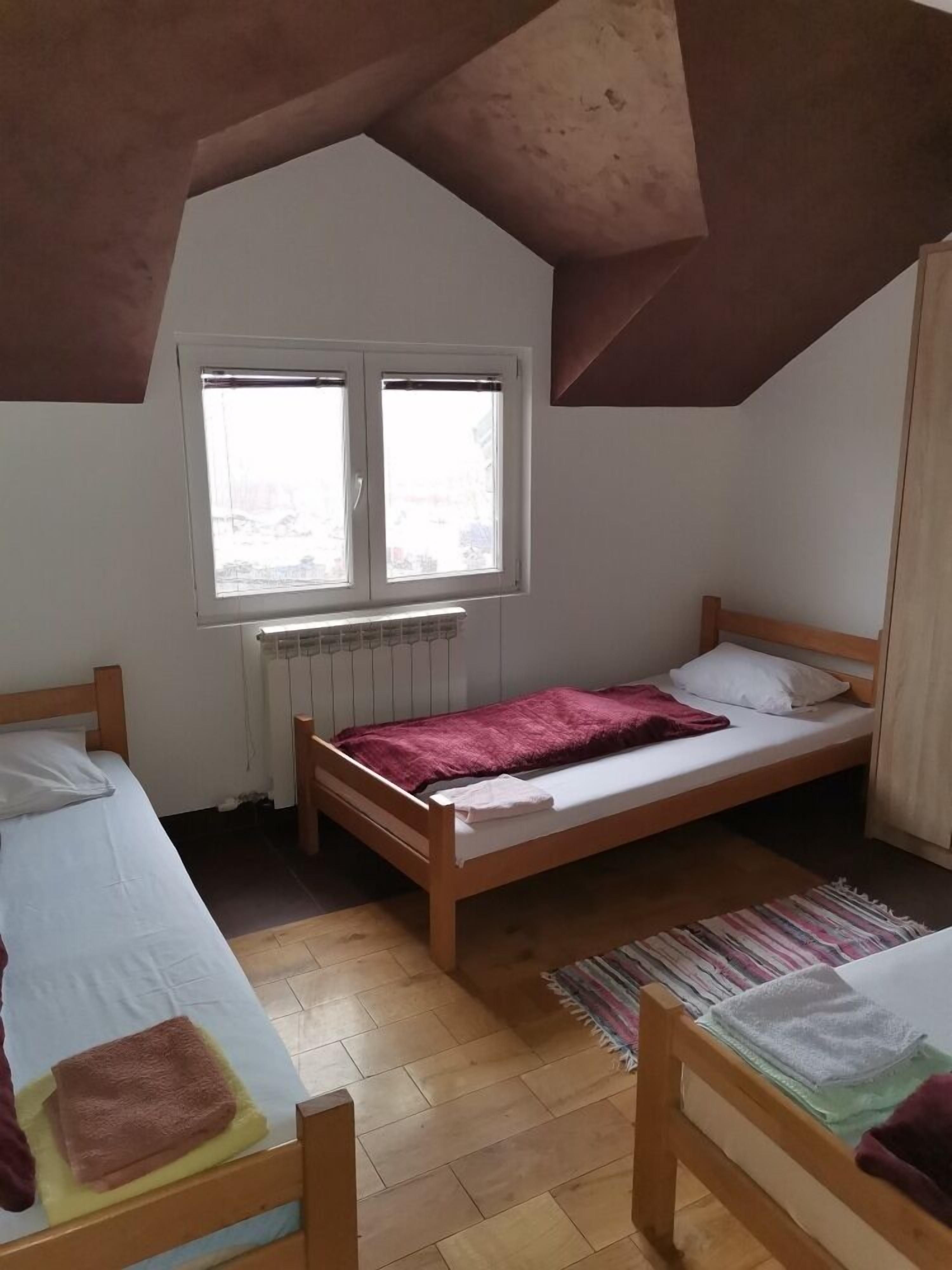 Airport Apartments