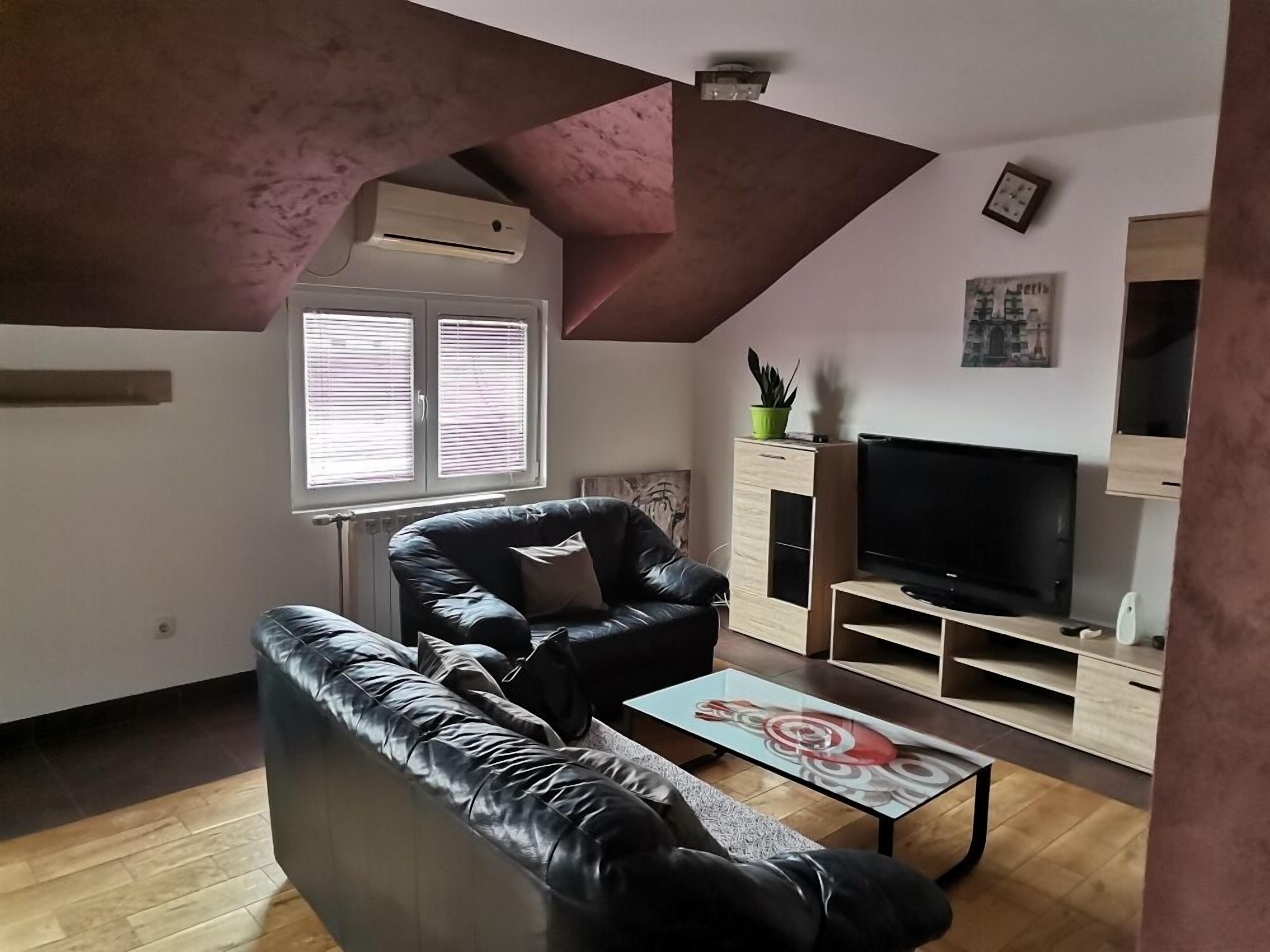Airport Apartments