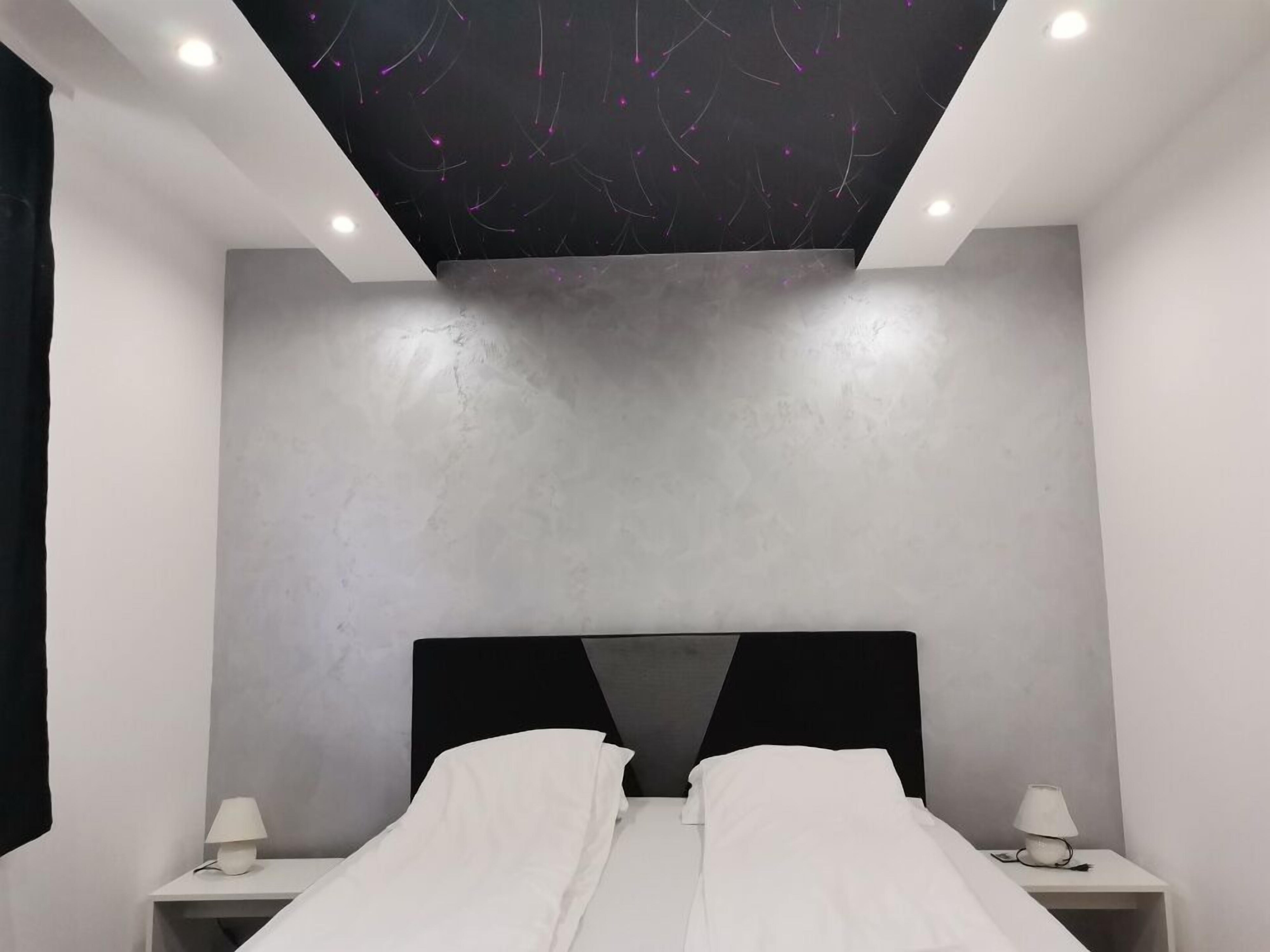 Airport Apartments