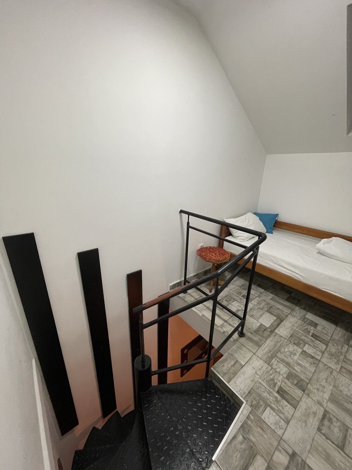 Airport Apartments
