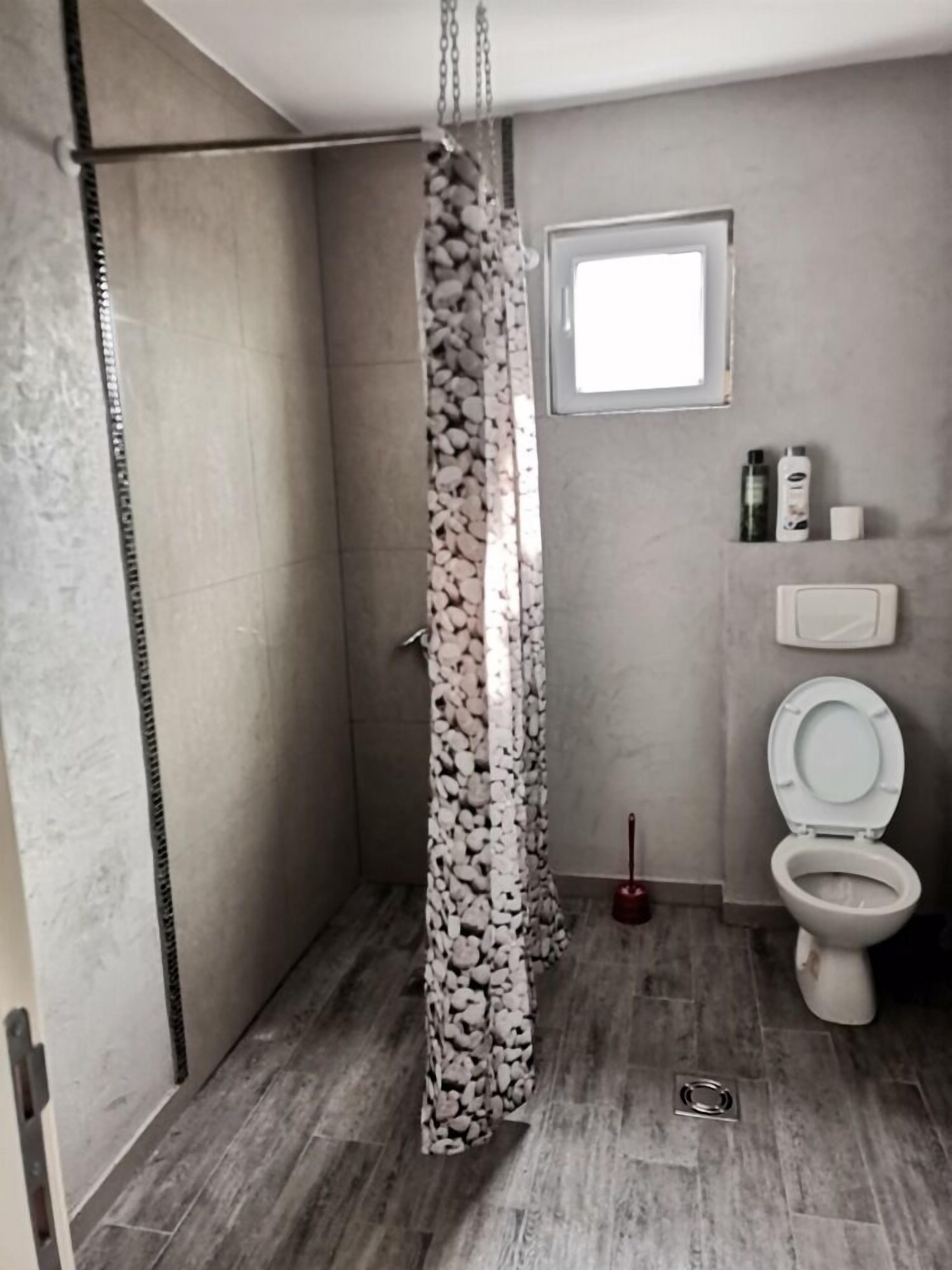 Airport Apartments