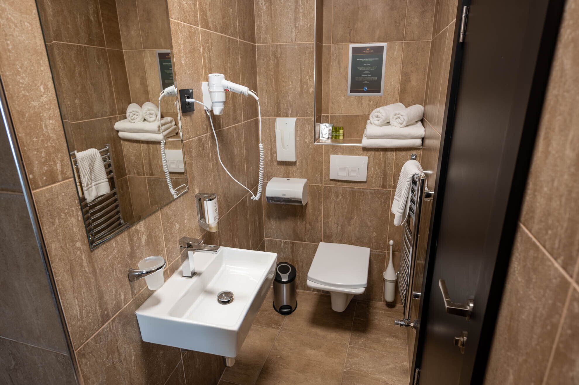 Amsterdam Hotel