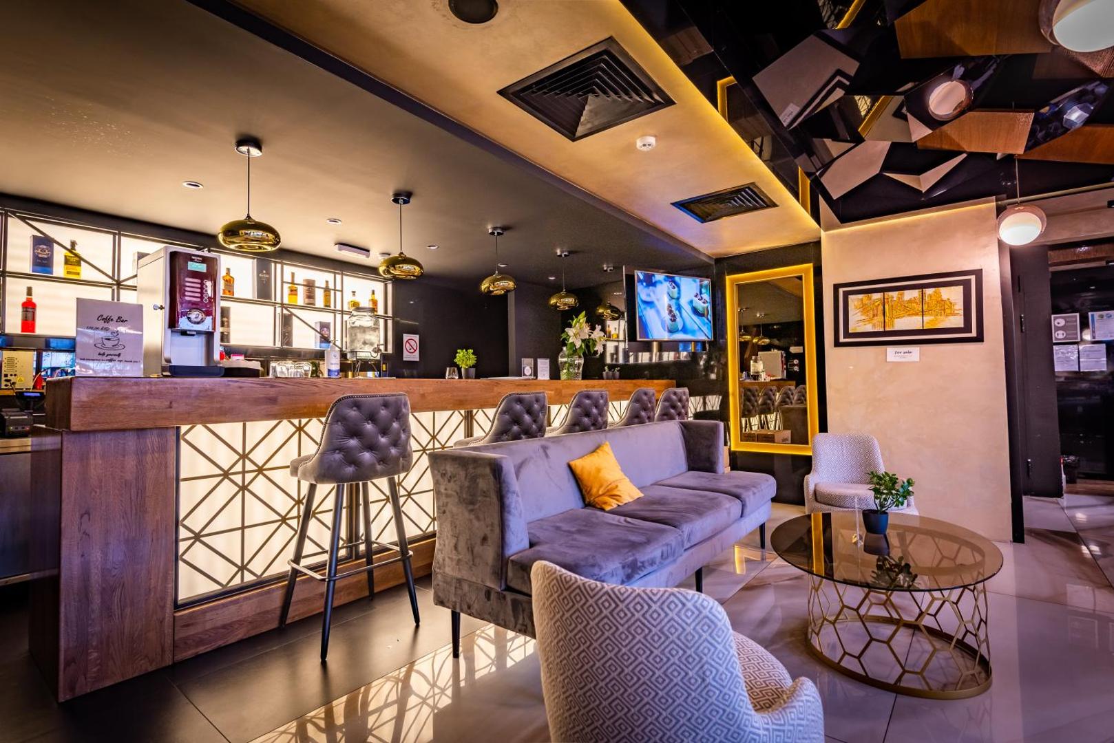 Amsterdam Hotel