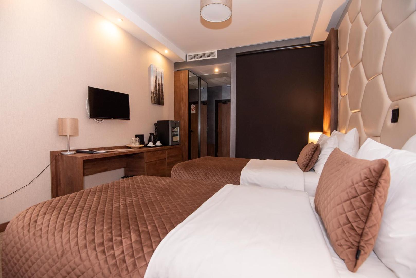 Amsterdam Hotel