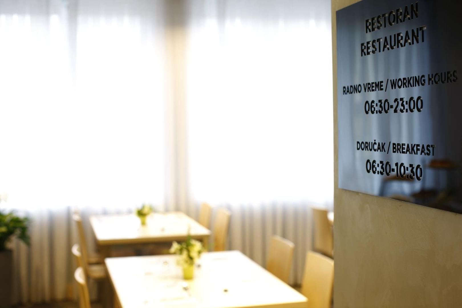 Argo Garni Hotel