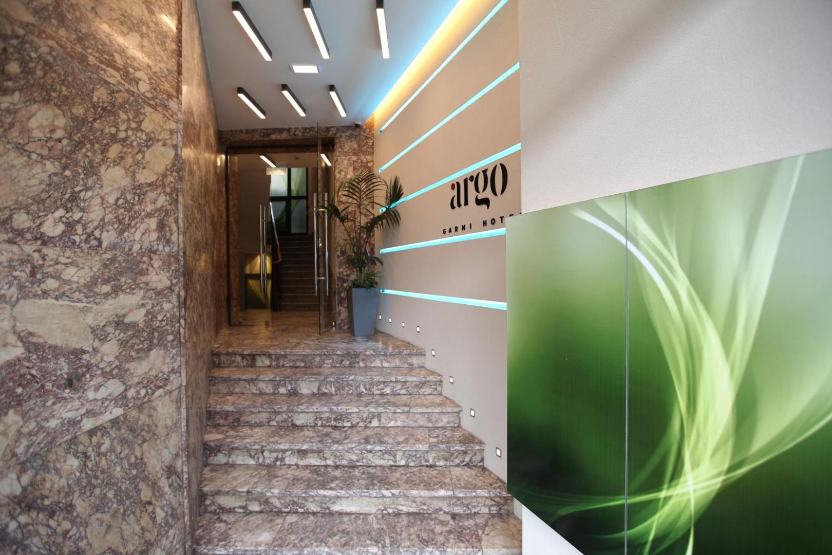 Argo Garni Hotel
