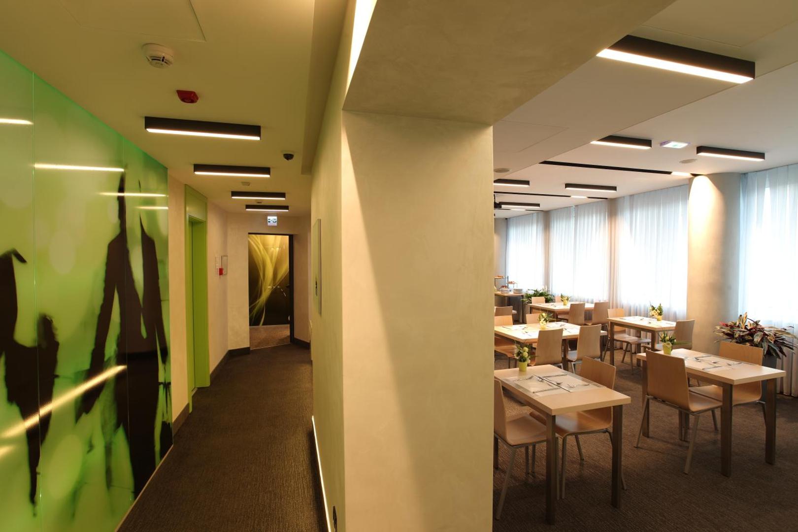 Argo Garni Hotel