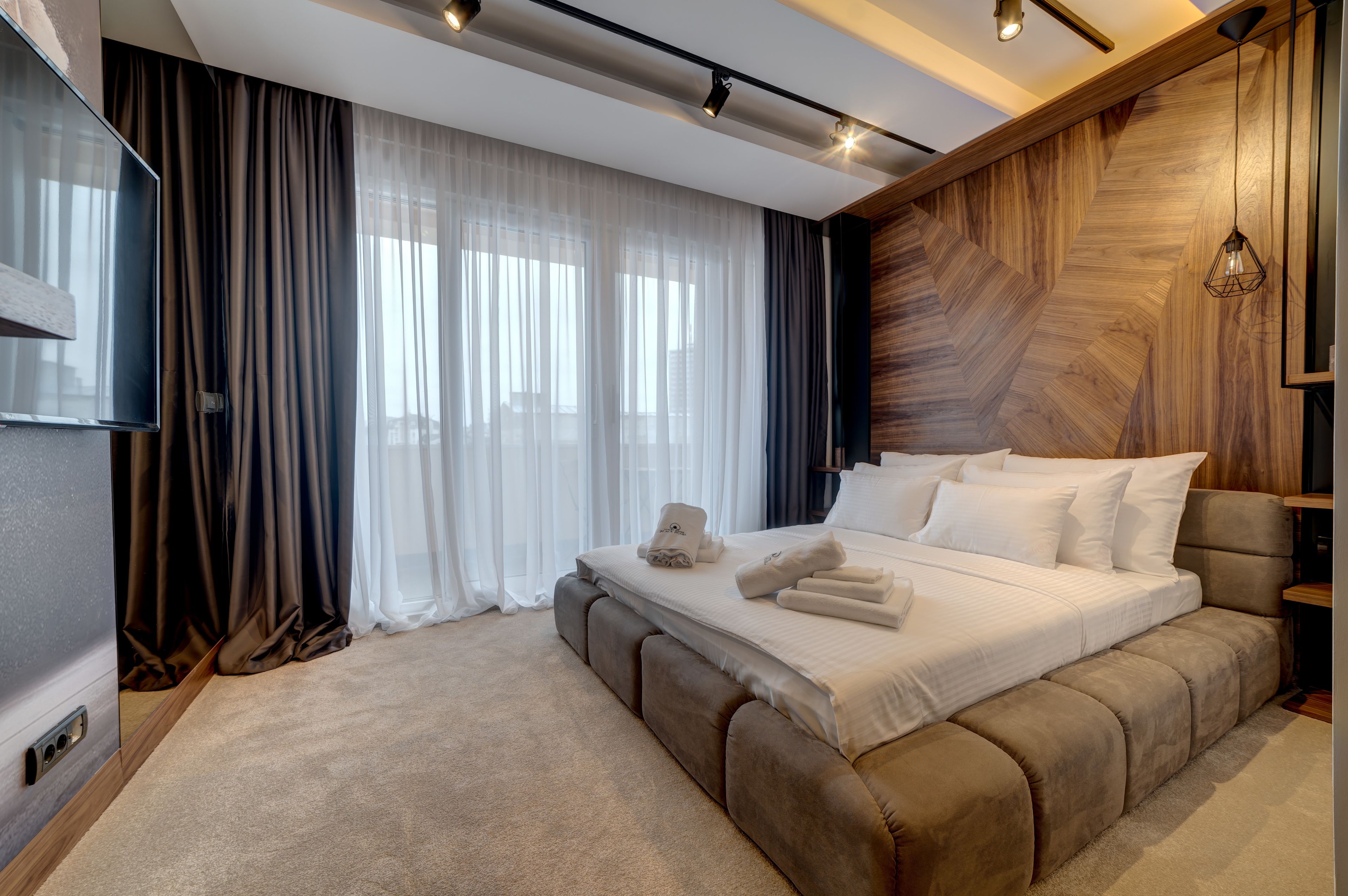 Black Pearl Luxury Suites