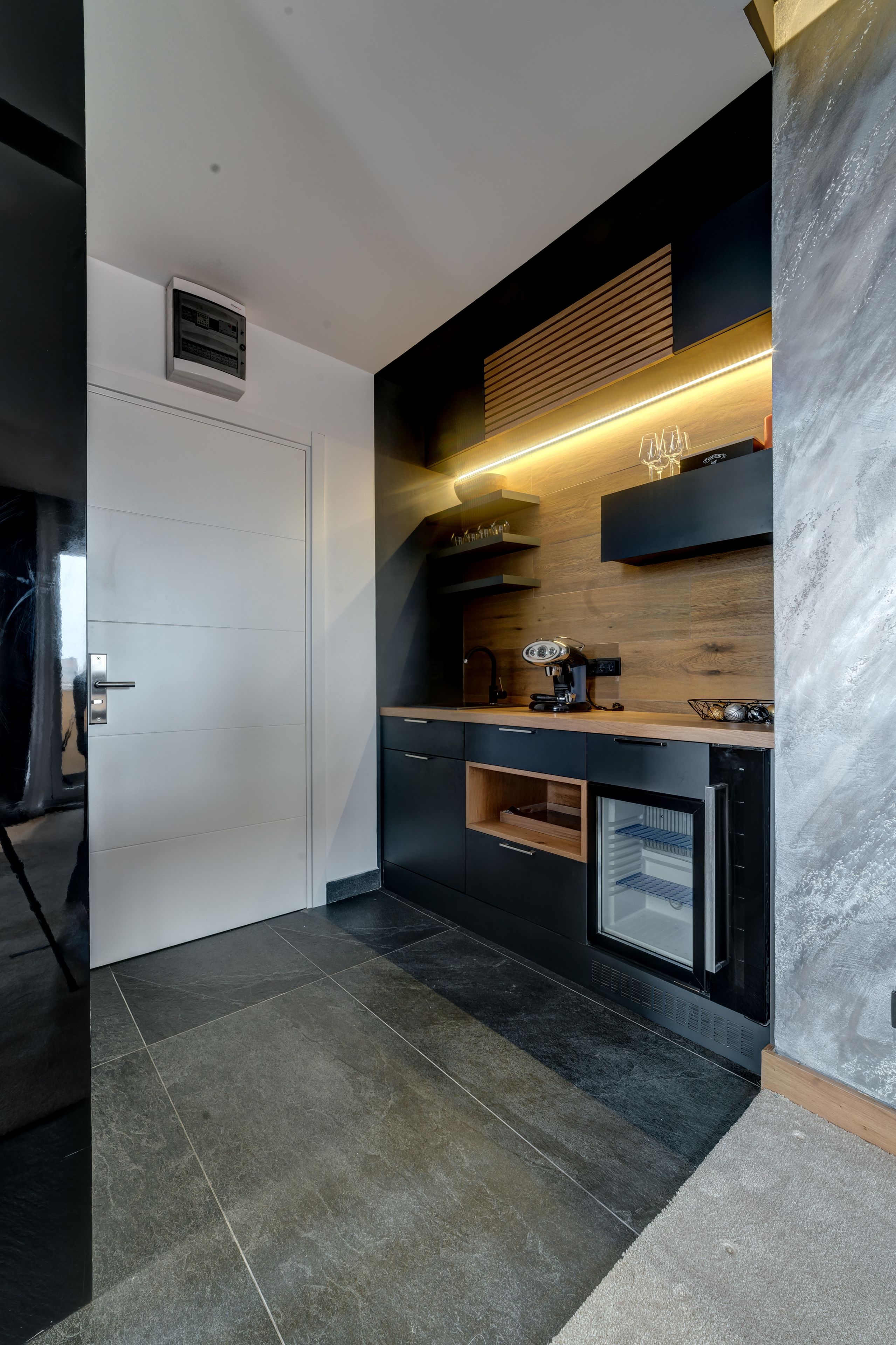 Black Pearl Luxury Suites