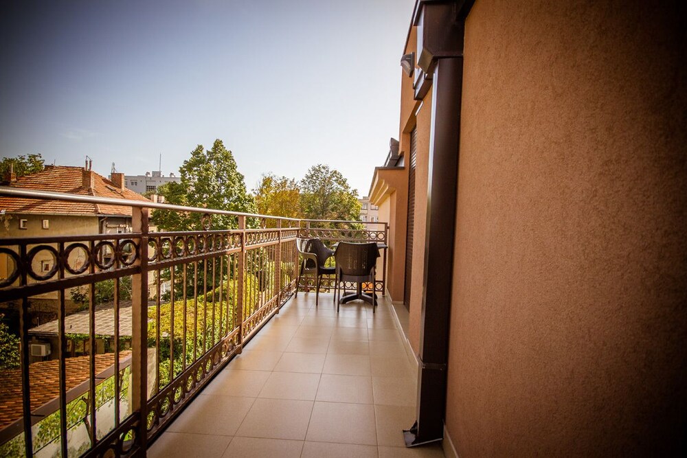 Carpe Diem Apartments