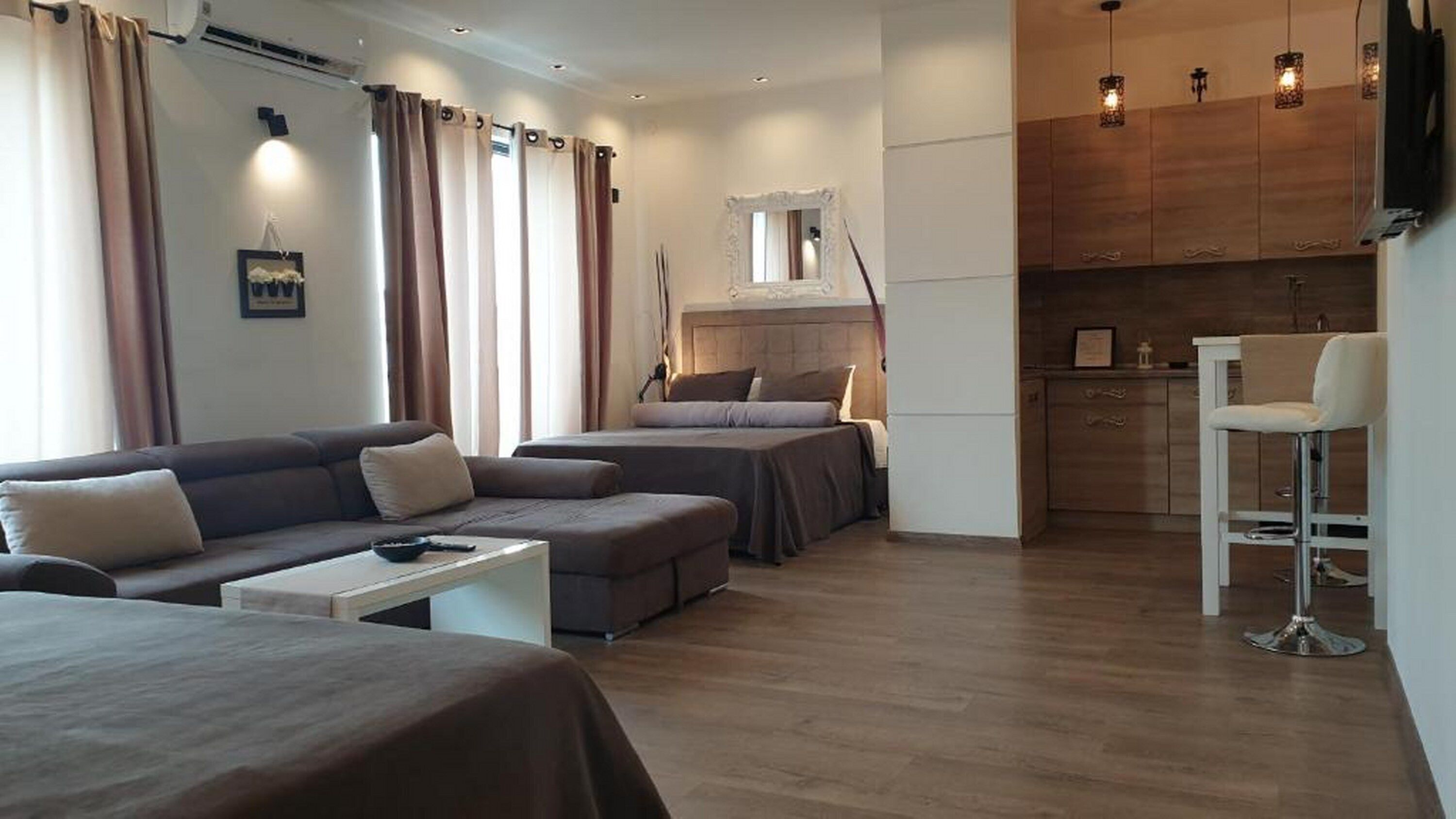 Central Business Apartments Exclusive