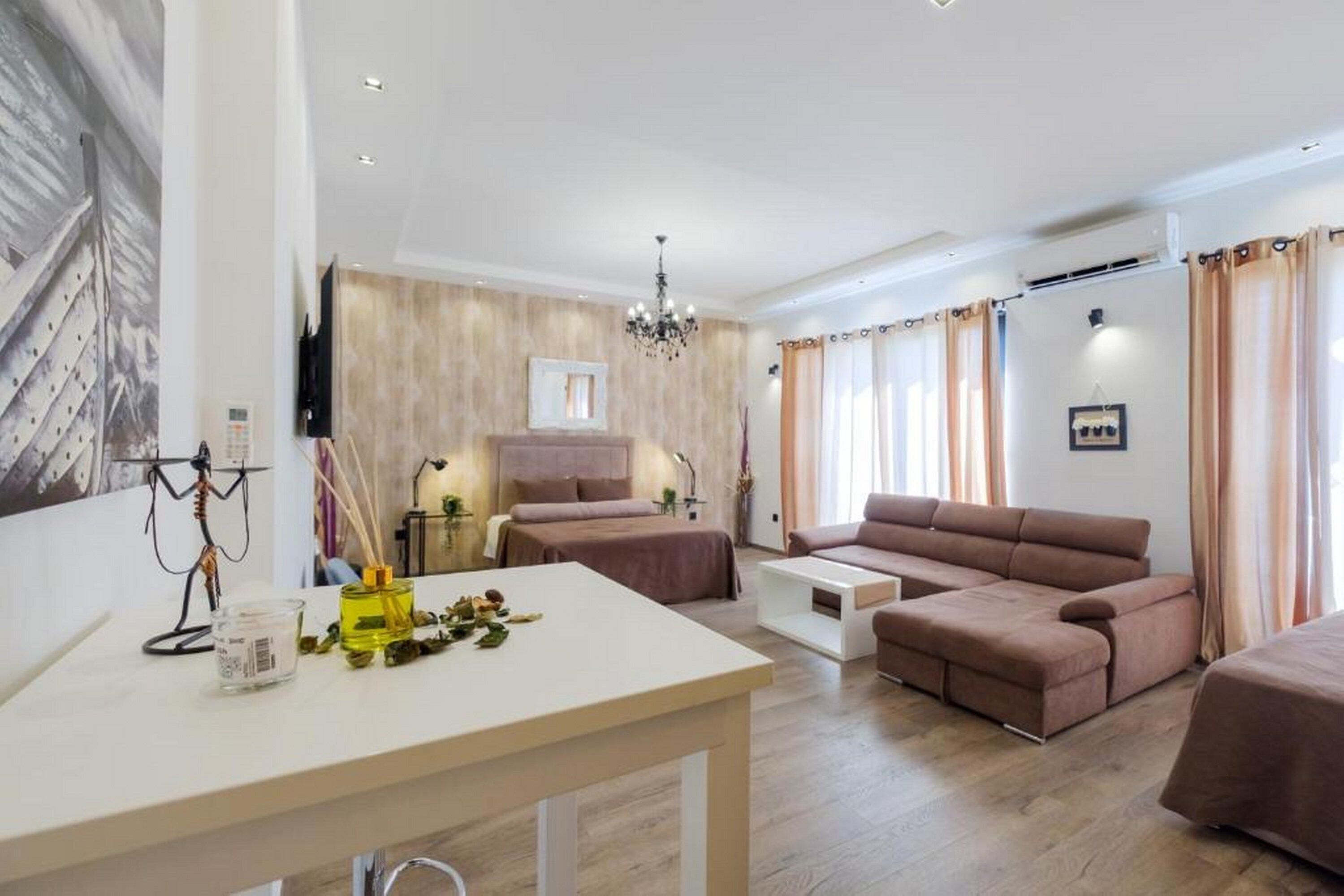 Central Business Apartments Exclusive