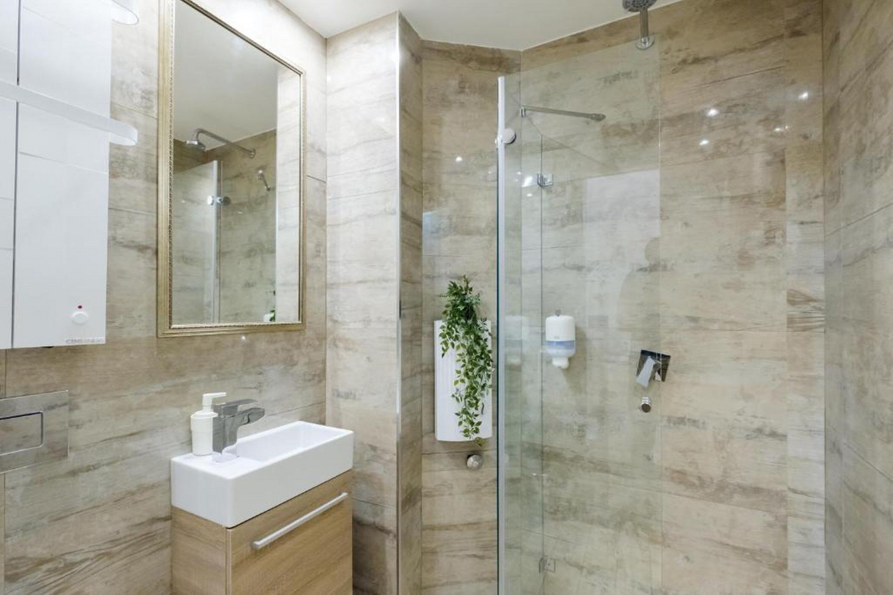 Central Business Apartments Exclusive