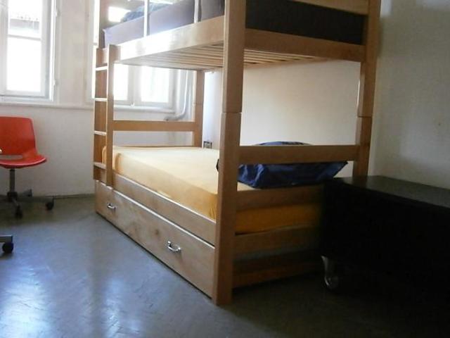 Crib Hostel