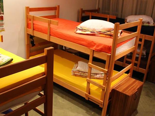 Crib Hostel