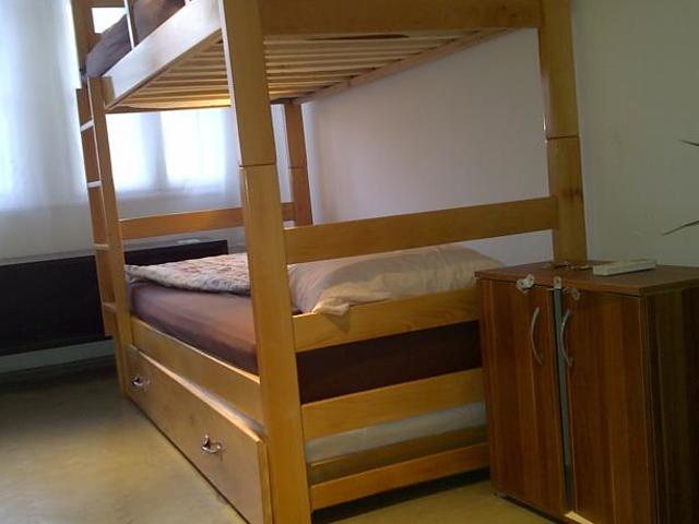 Crib Hostel