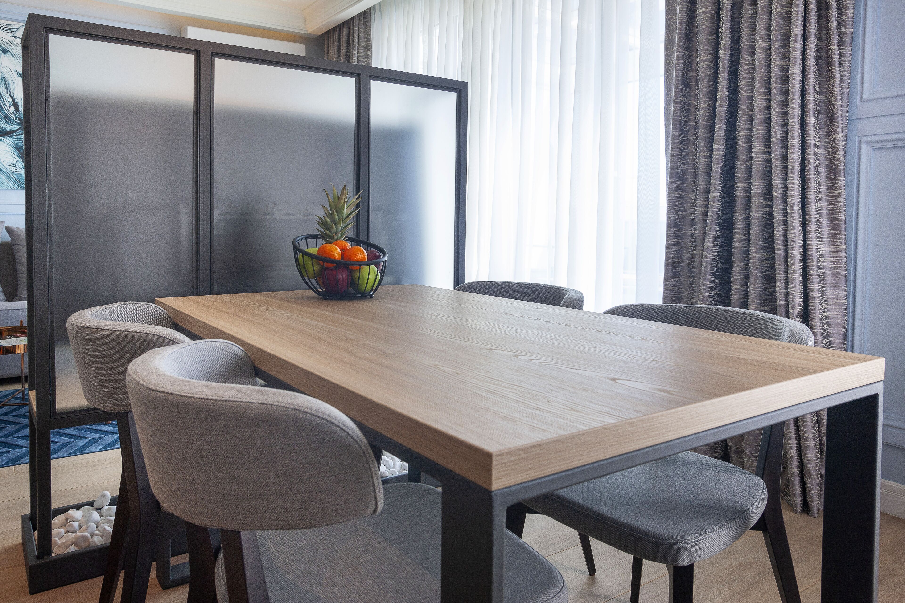 DJ City Vista - Luxury Apartments