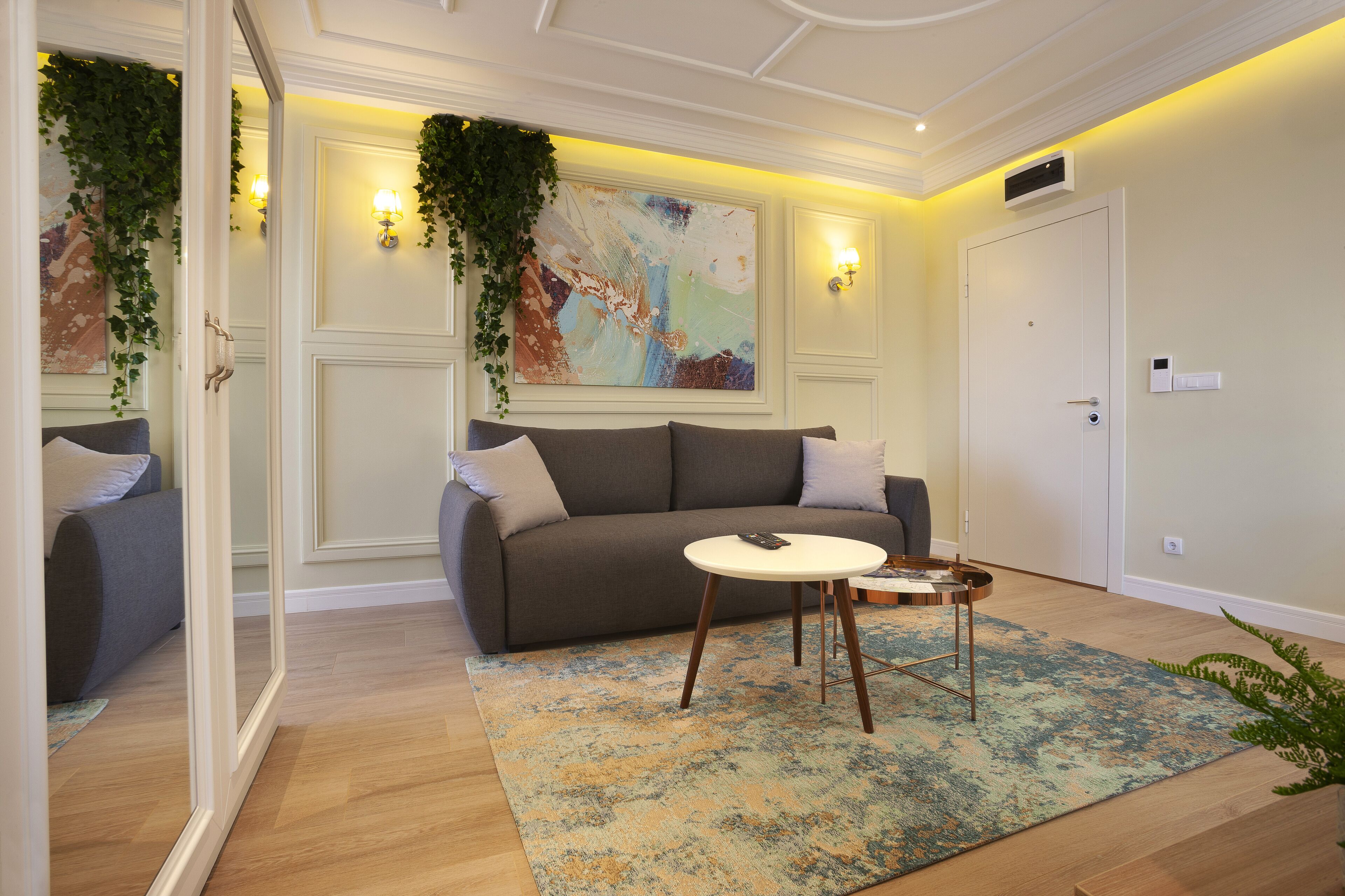 DJ City Vista - Luxury Apartments