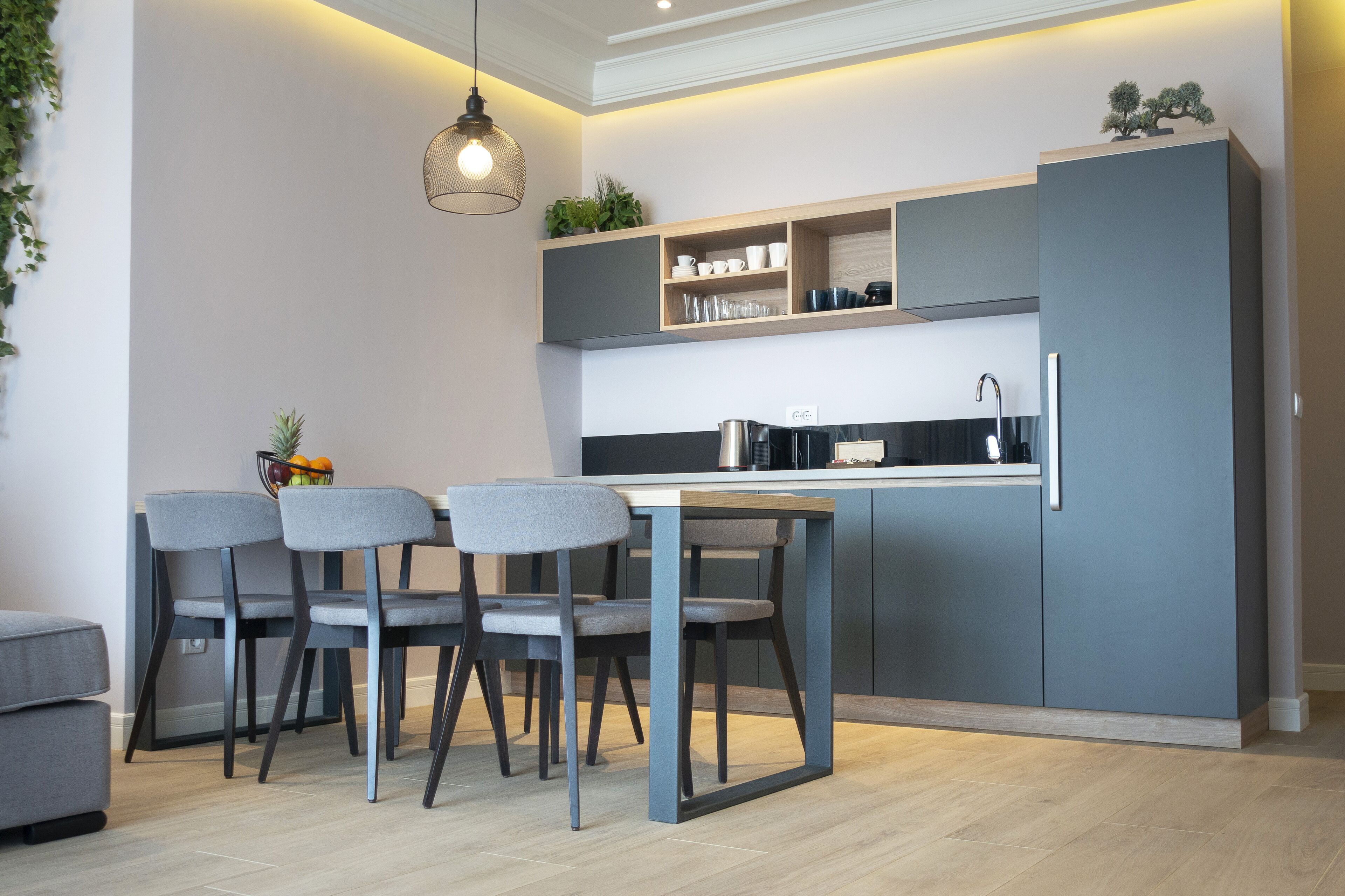 DJ City Vista - Luxury Apartments