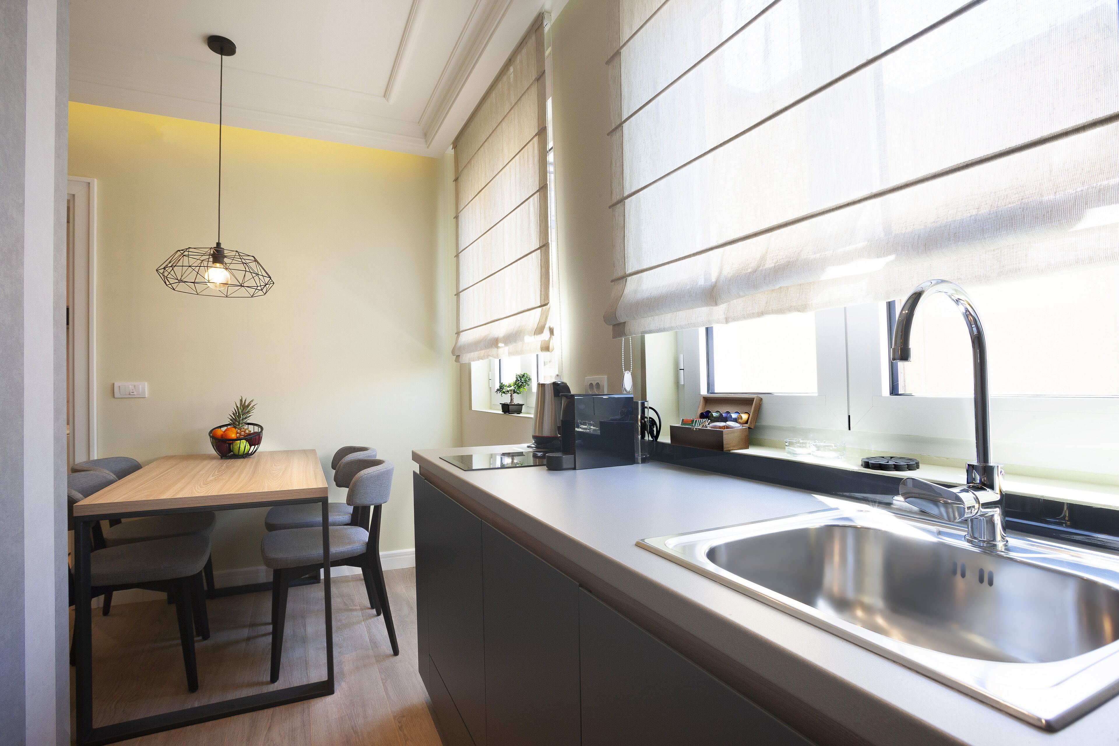DJ City Vista - Luxury Apartments