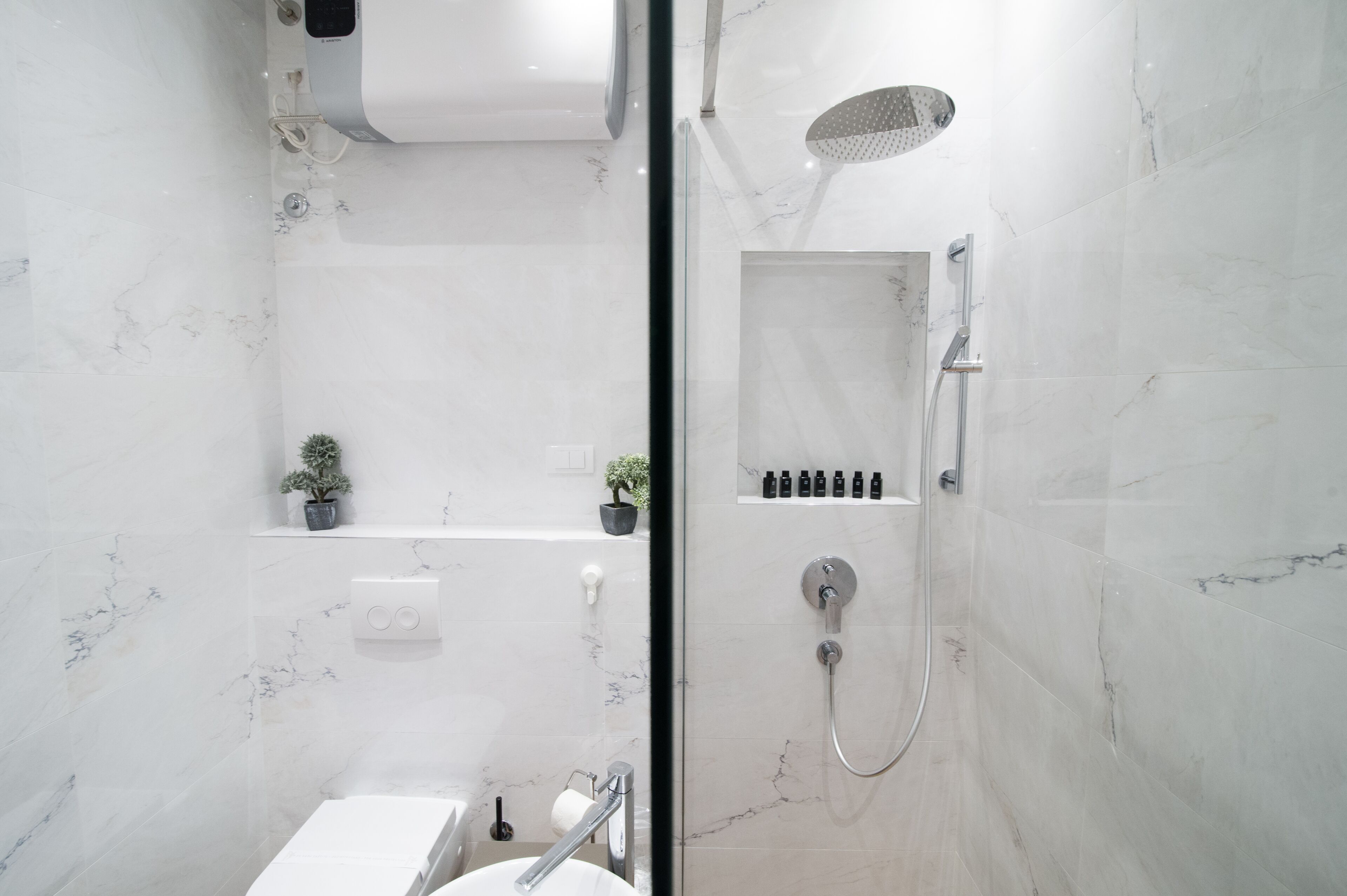 DJ City Vista - Luxury Apartments