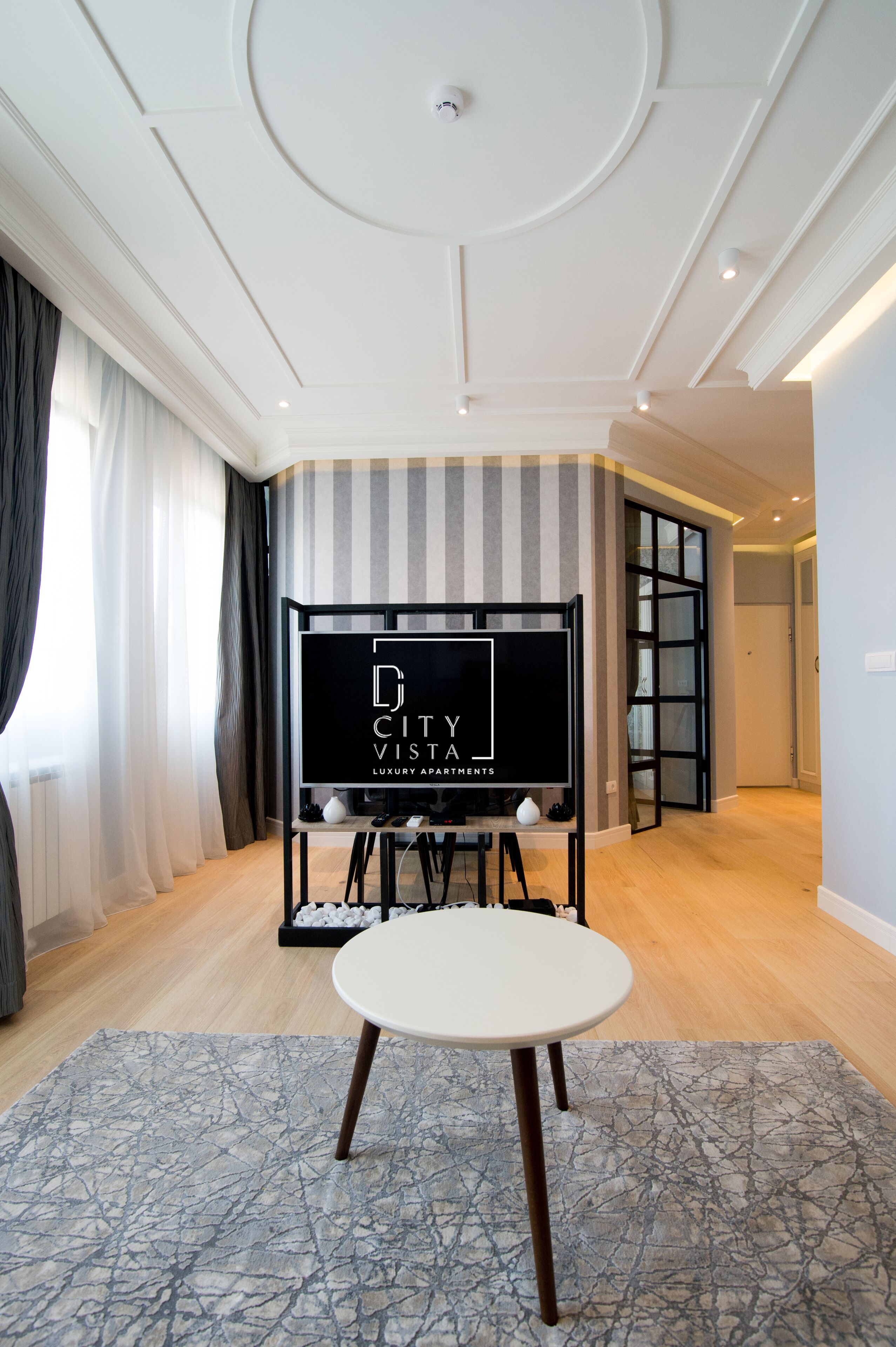 DJ City Vista - Luxury Apartments