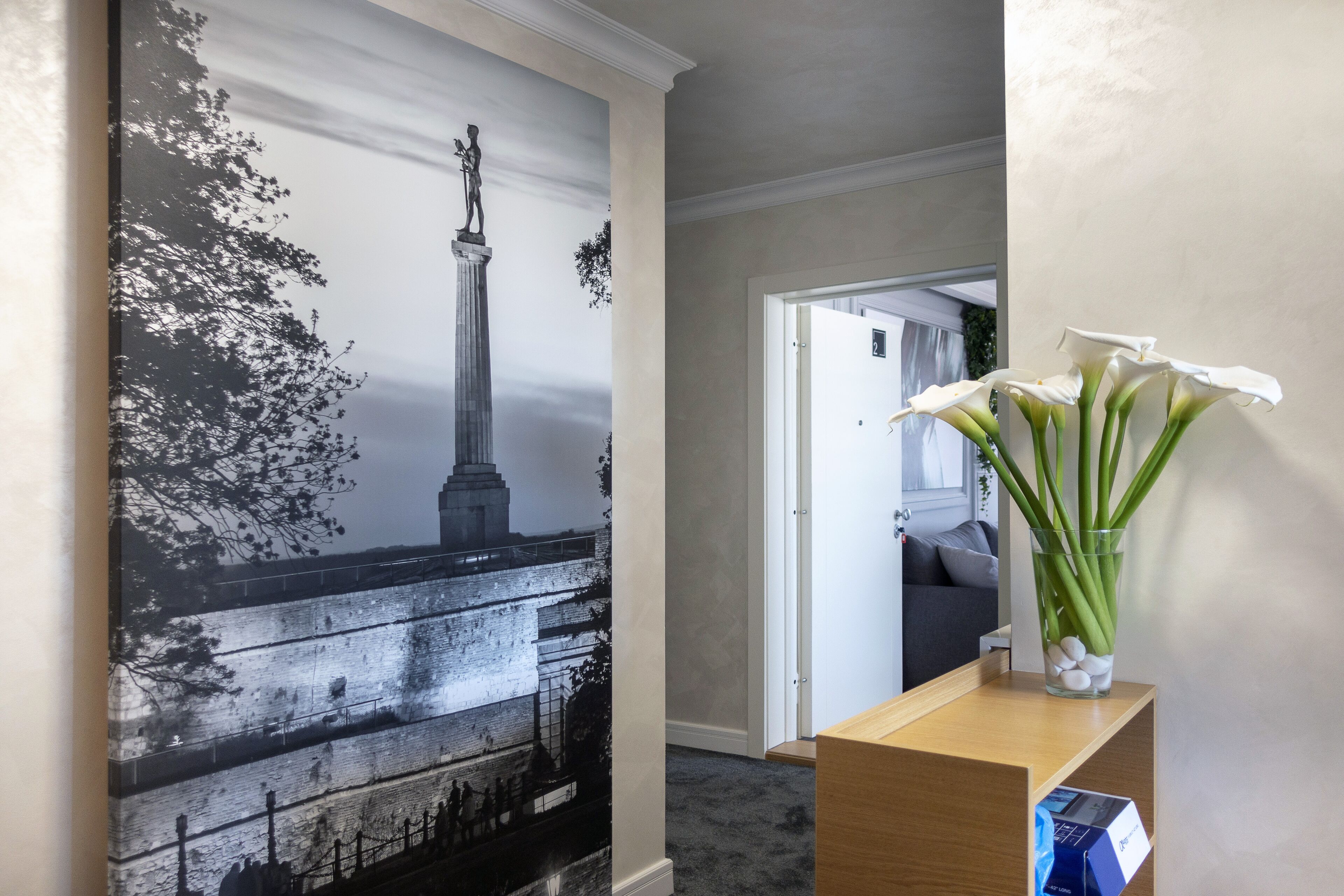 DJ City Vista - Luxury Apartments