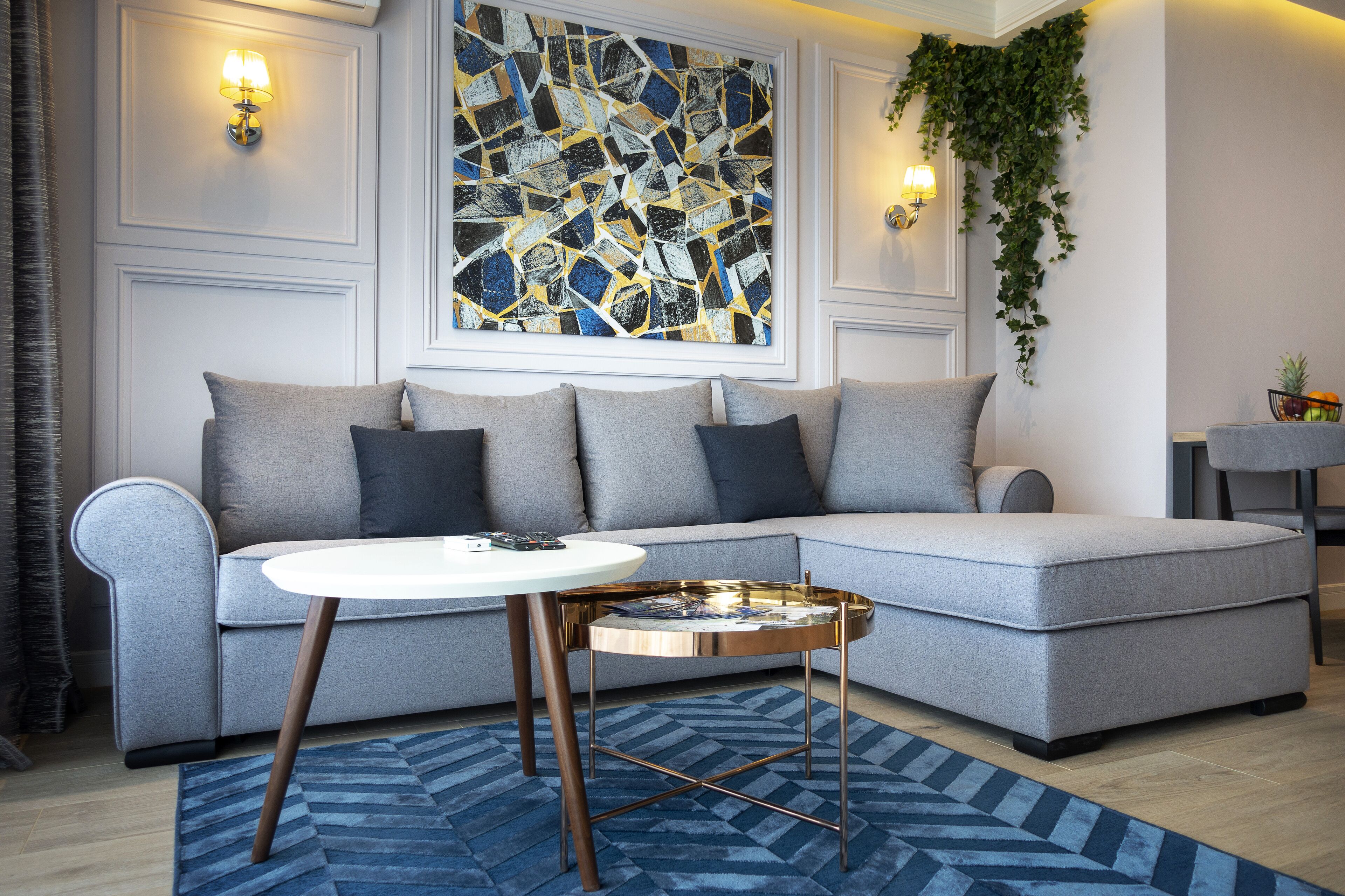DJ City Vista - Luxury Apartments