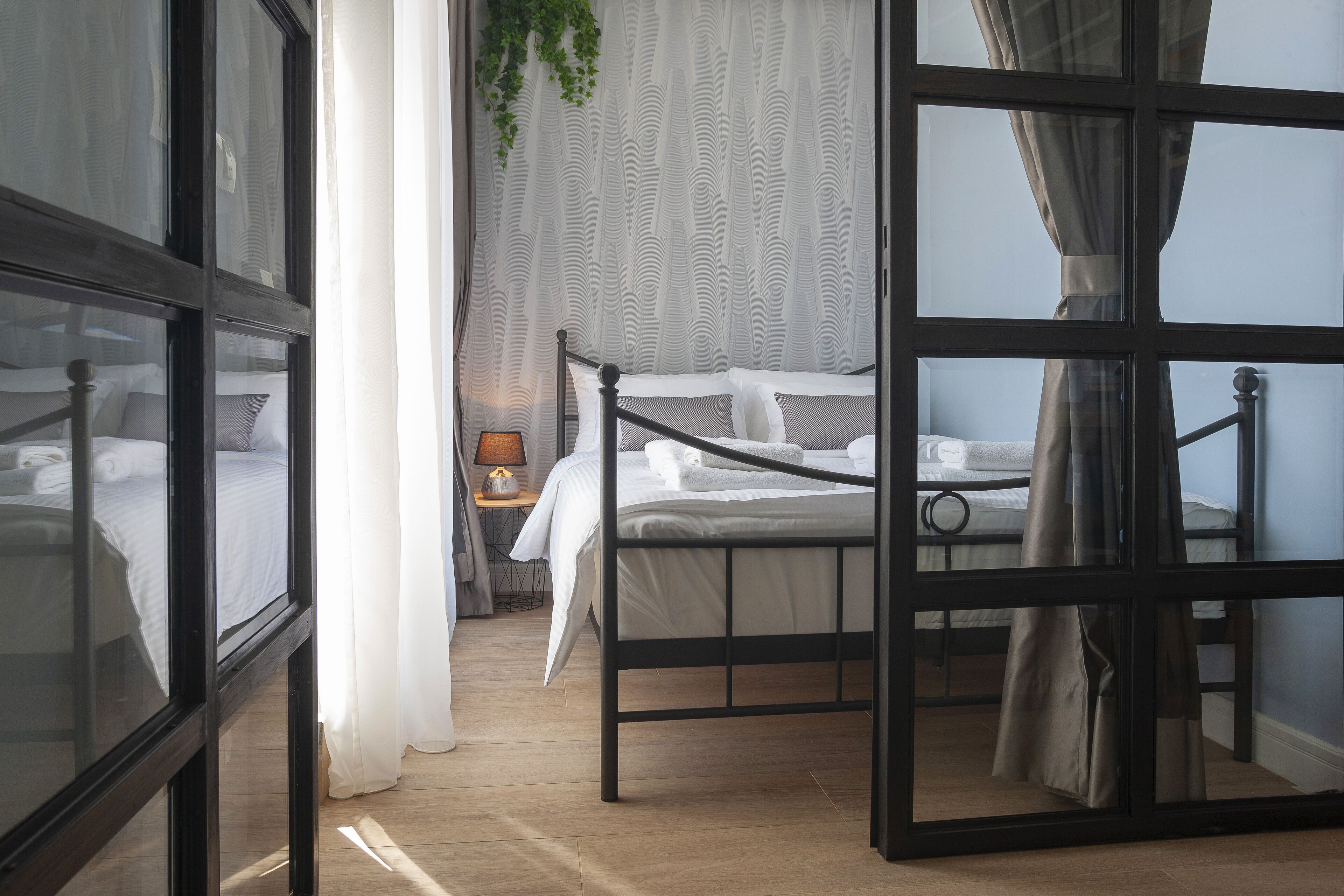 DJ City Vista - Luxury Apartments