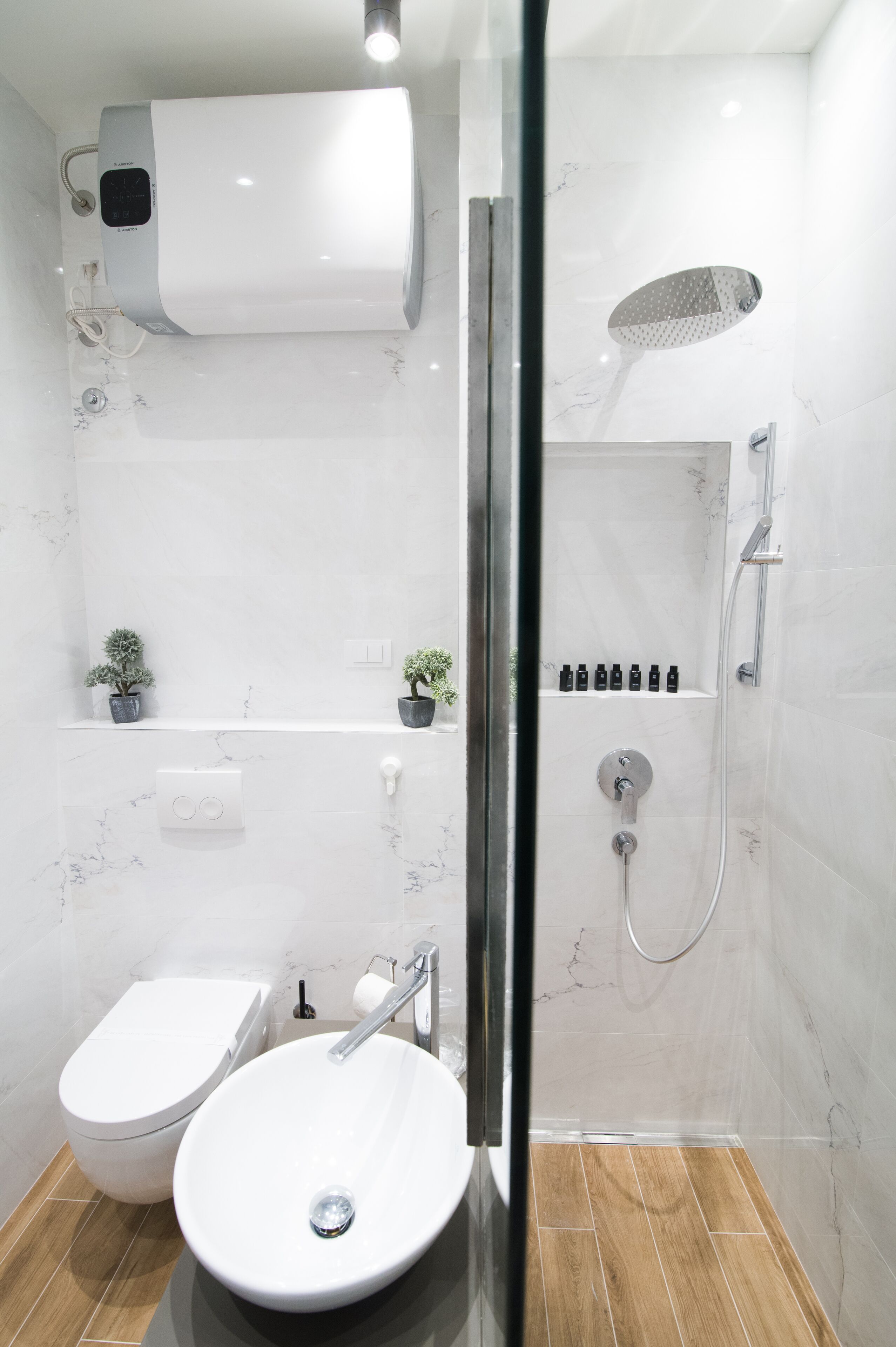 DJ City Vista - Luxury Apartments