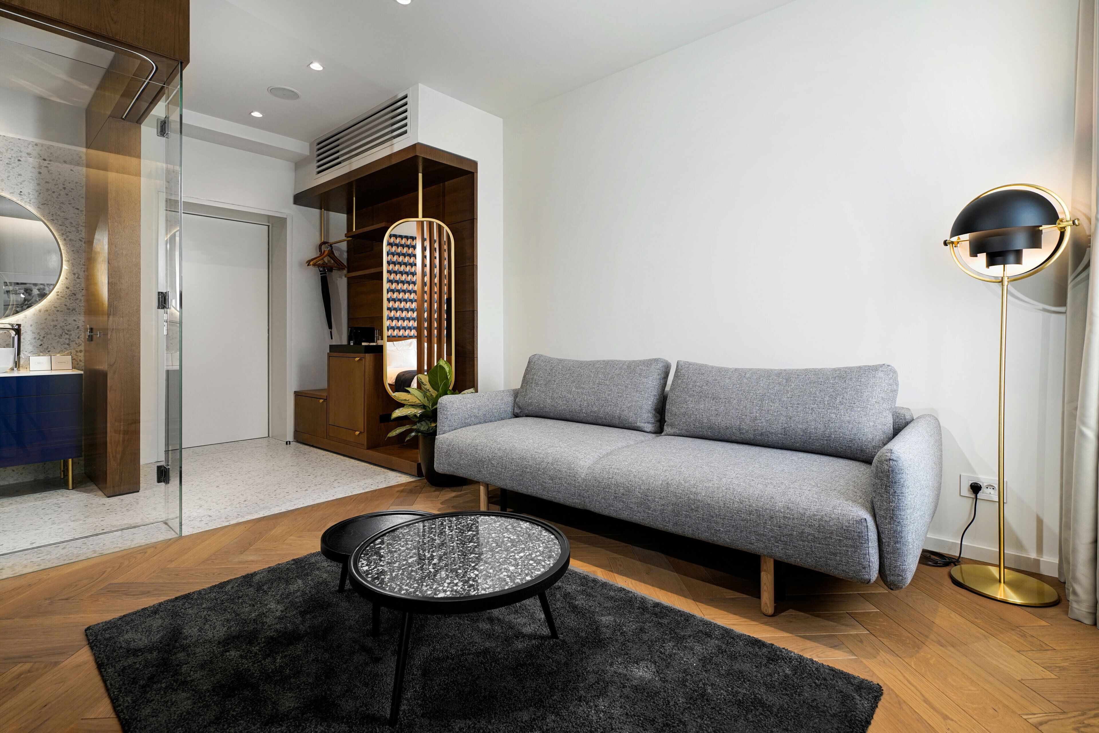 Dominic Smart Luxury Suites - Edition