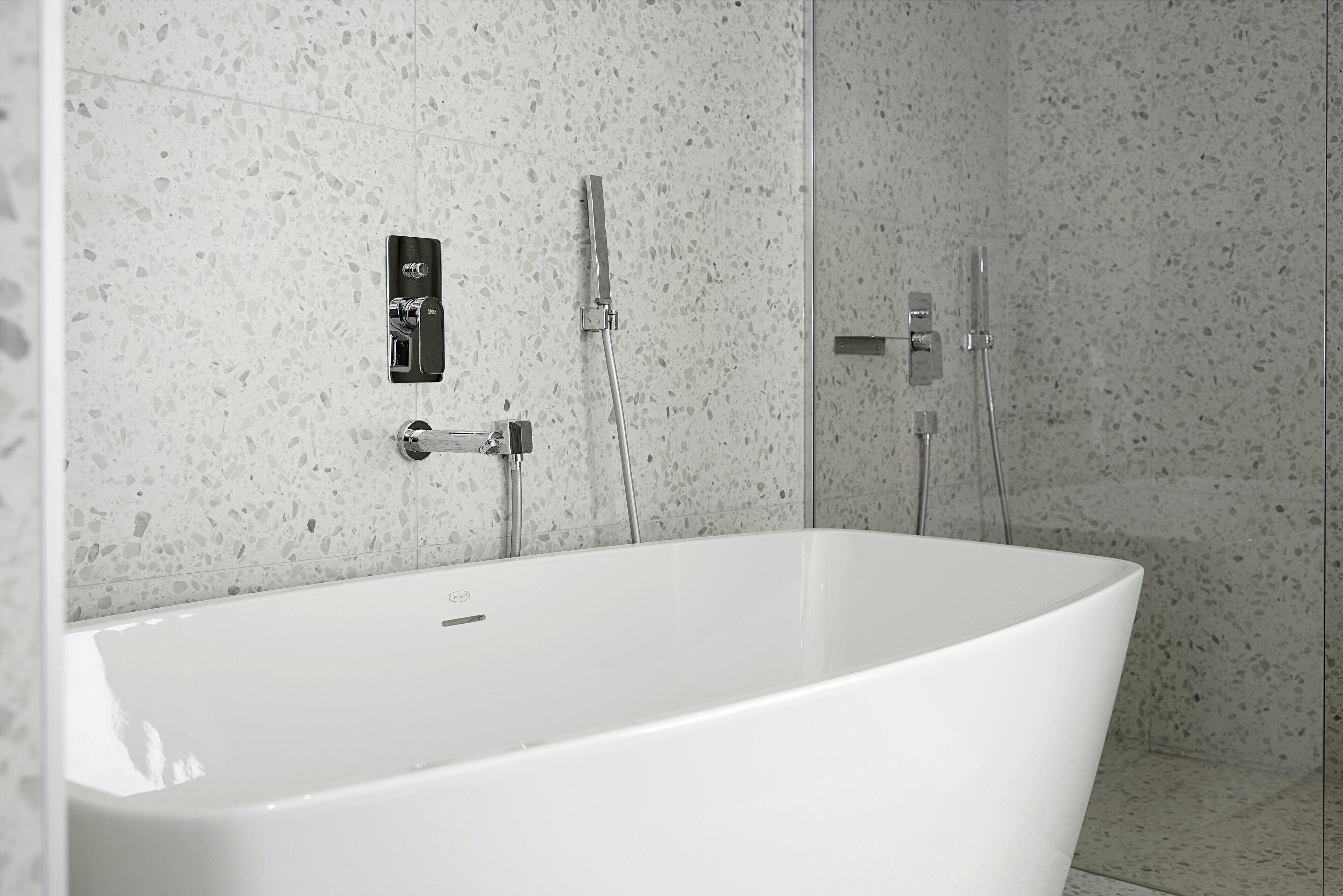 Dominic Smart Luxury Suites - Edition
