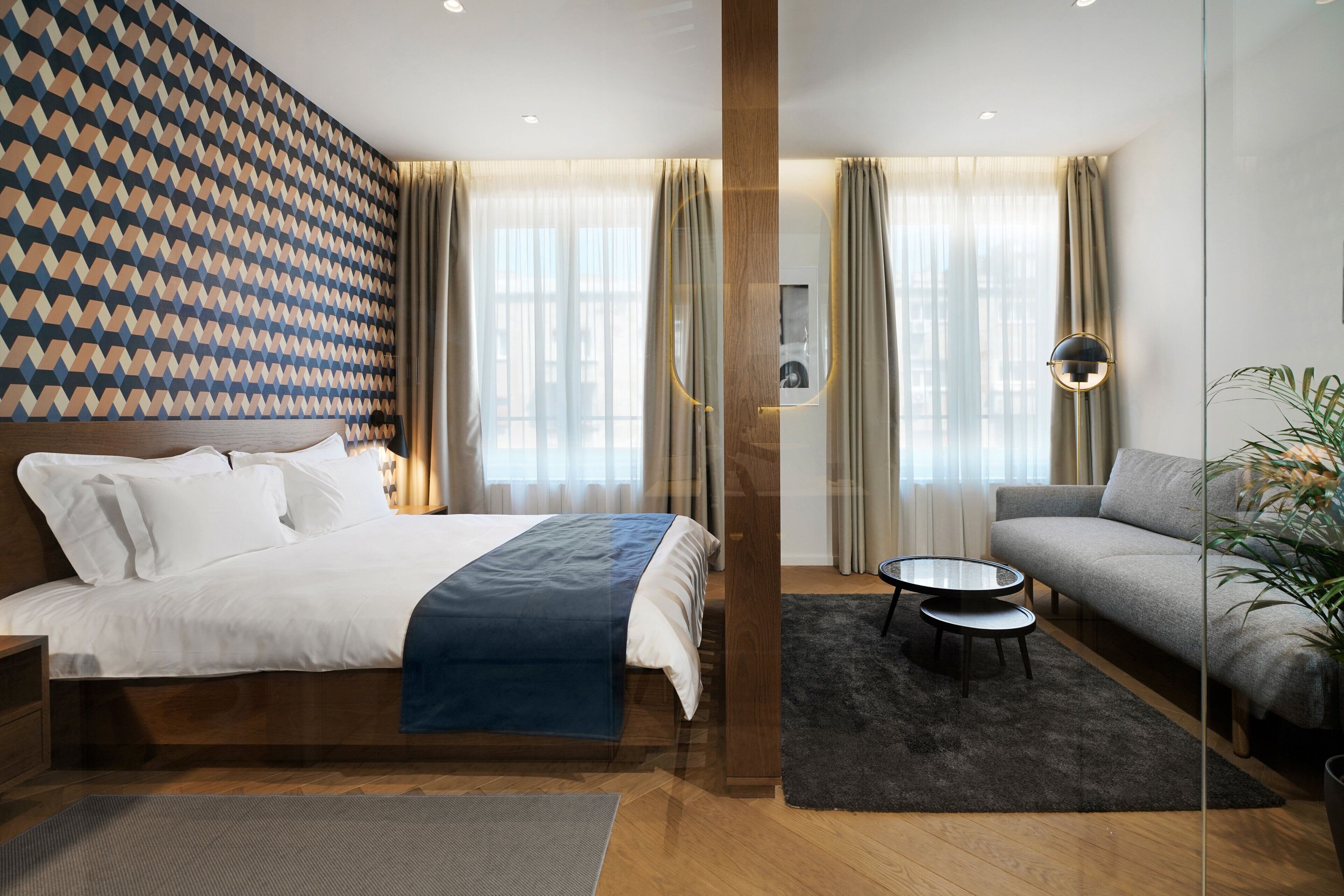 Dominic Smart Luxury Suites - Edition