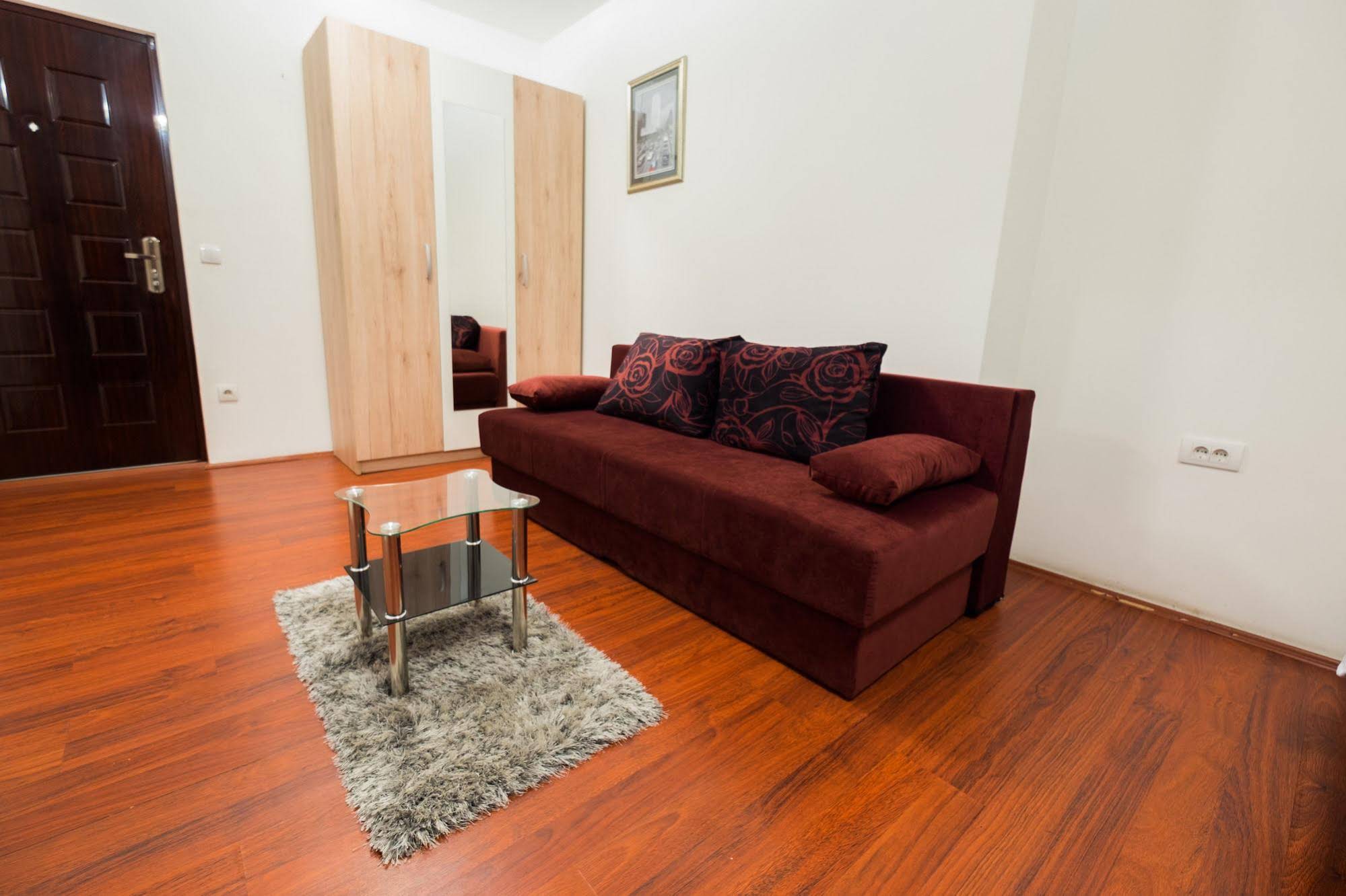 Downtown Apartments Bane