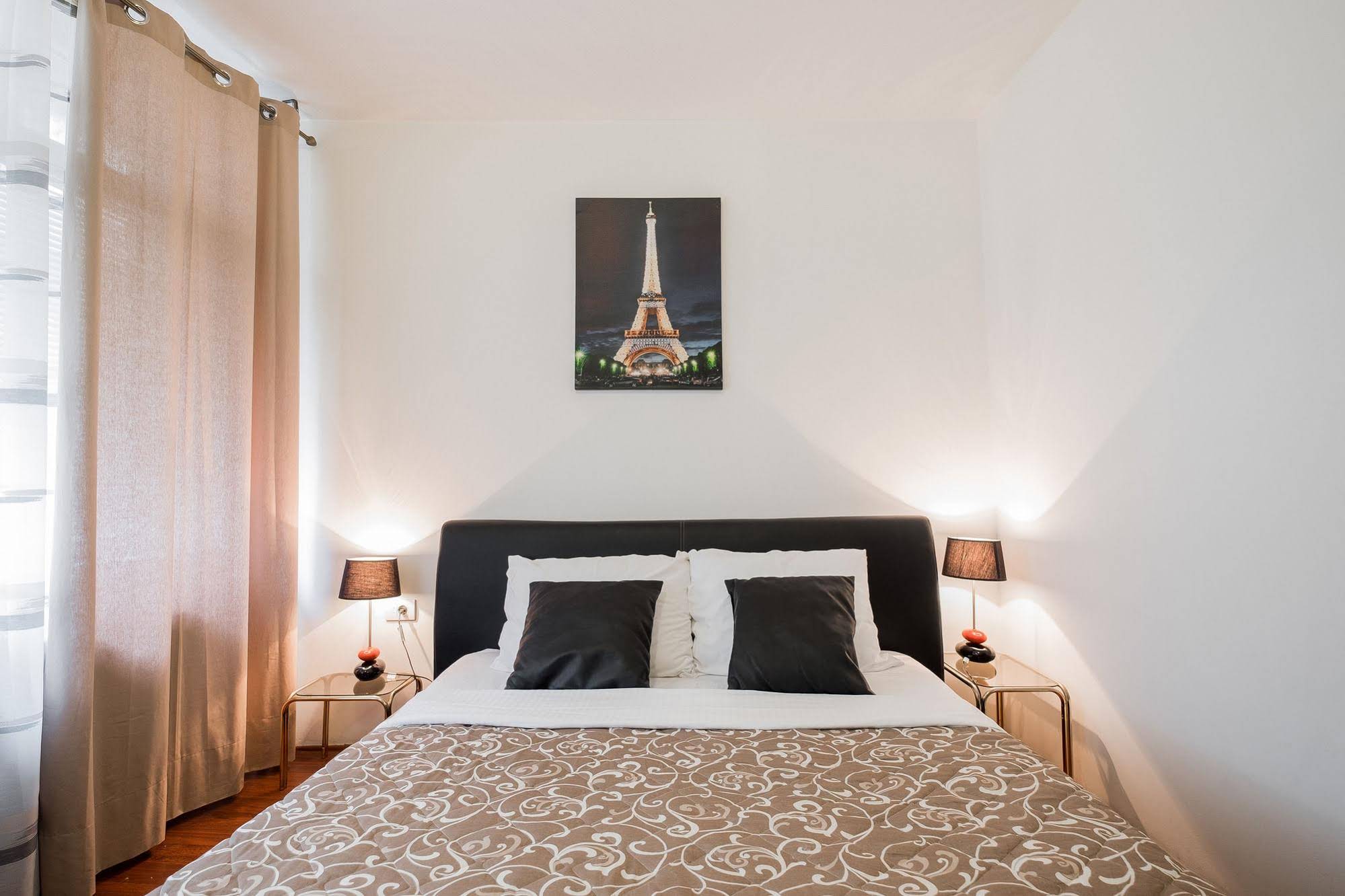 Downtown Apartments Bane