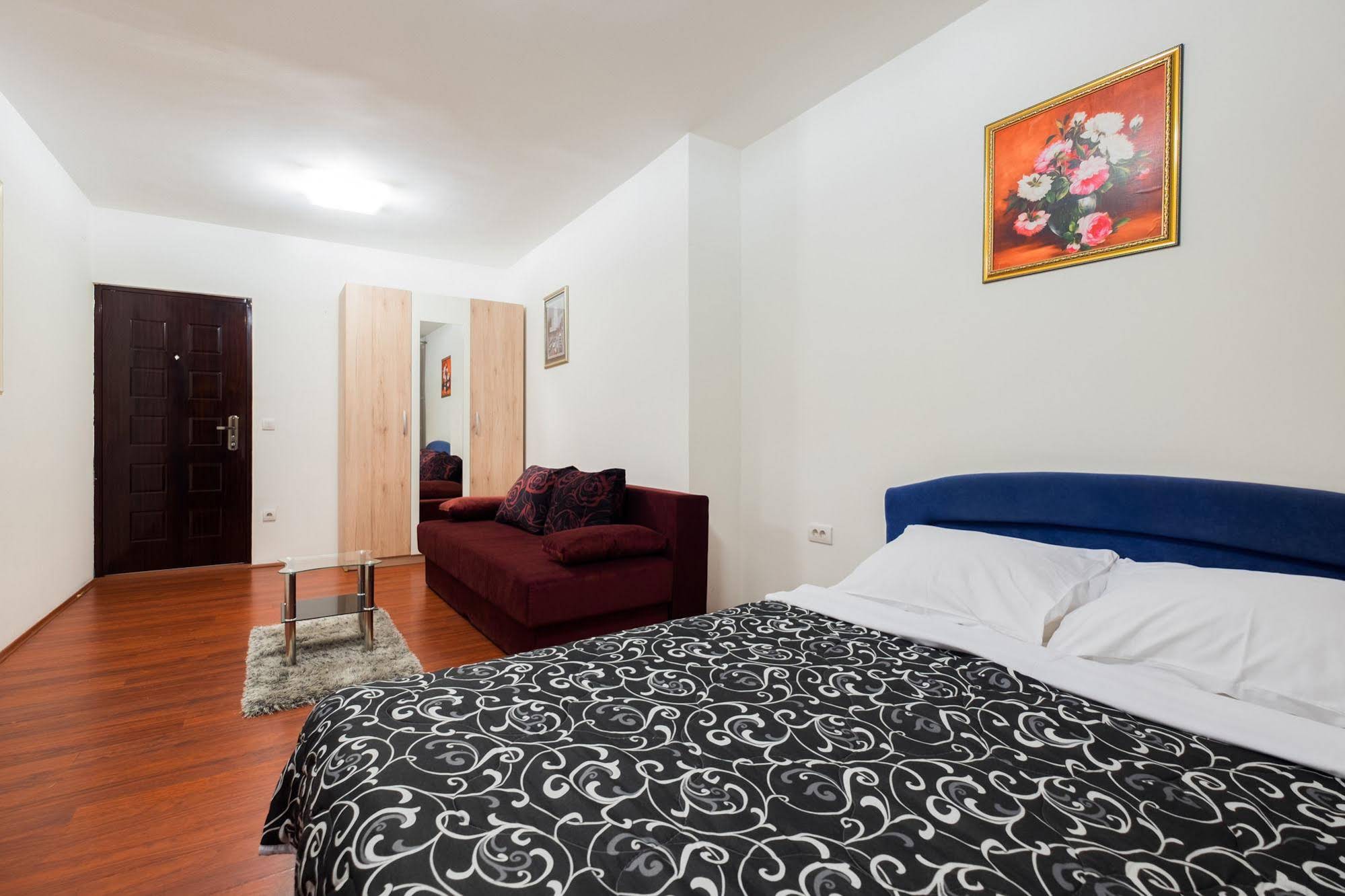 Downtown Apartments Bane