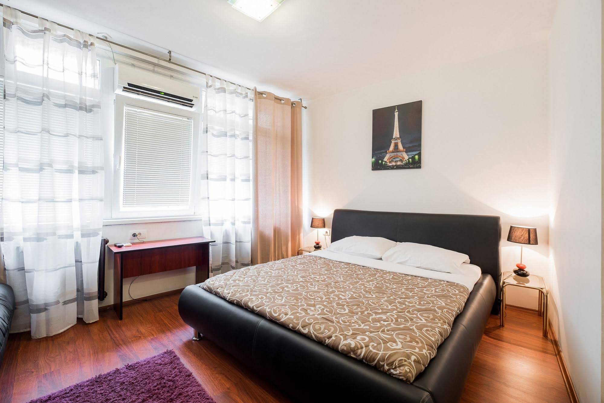 Downtown Apartments Bane