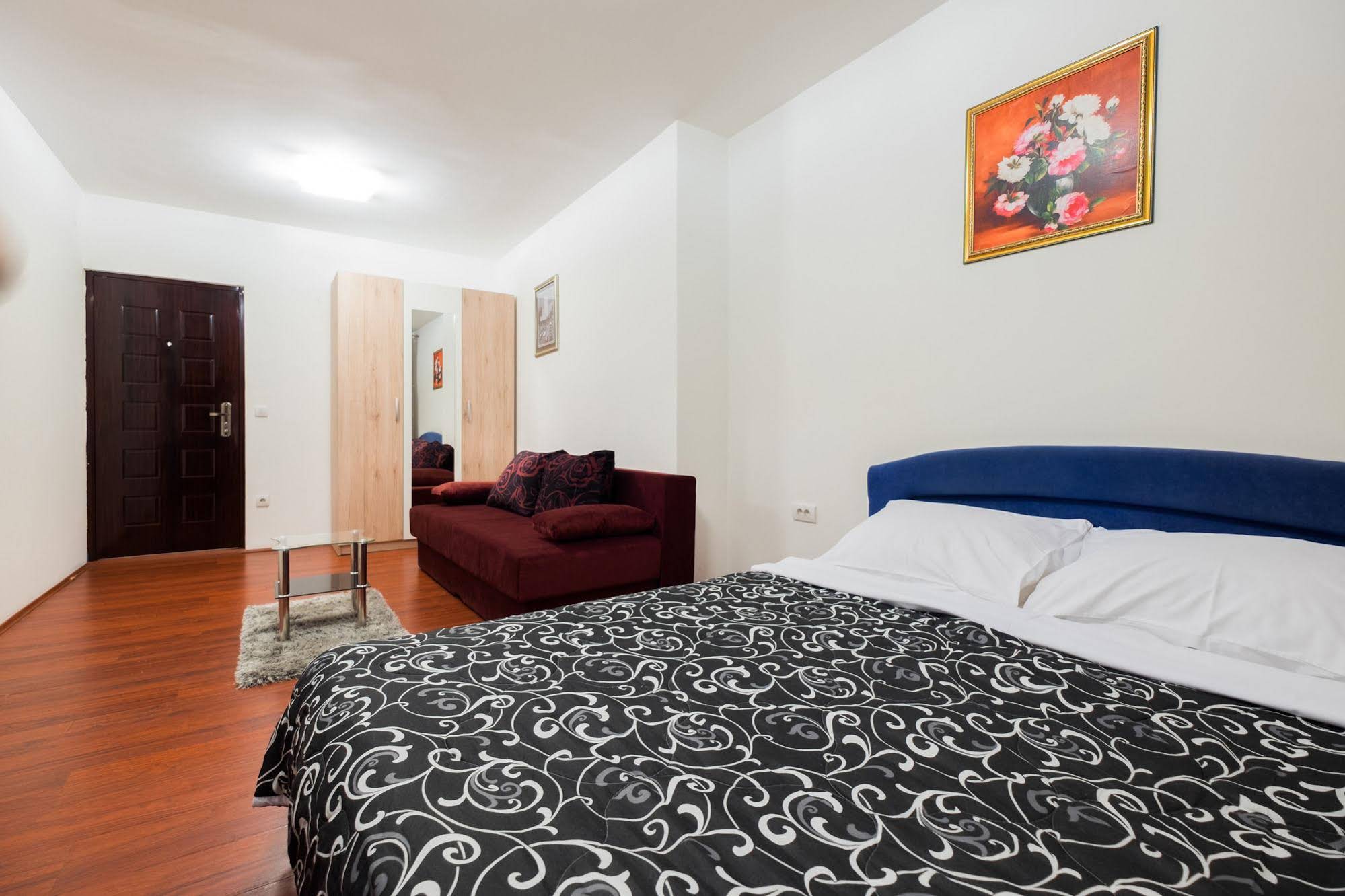 Downtown Apartments Bane