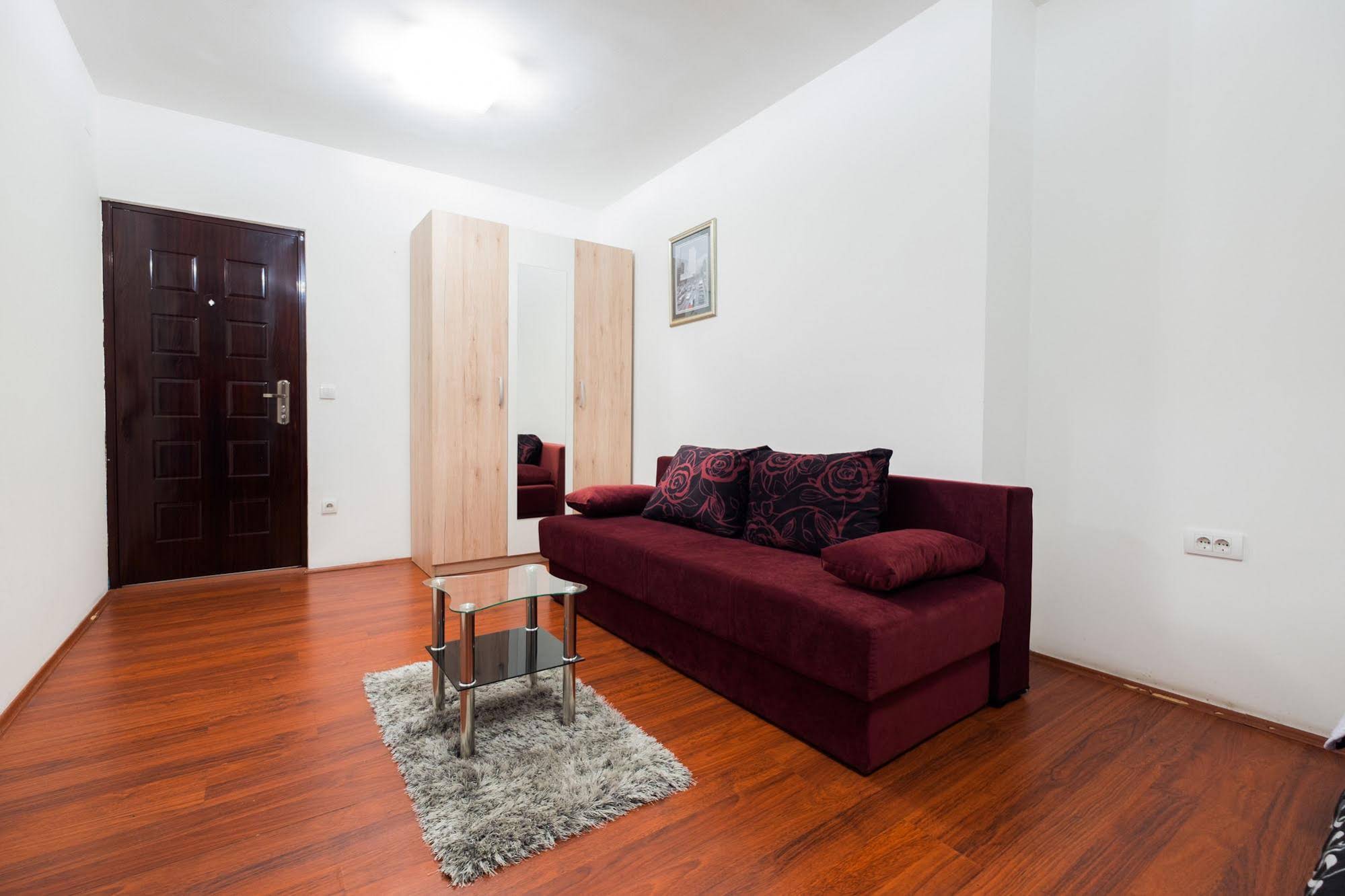 Downtown Apartments Bane