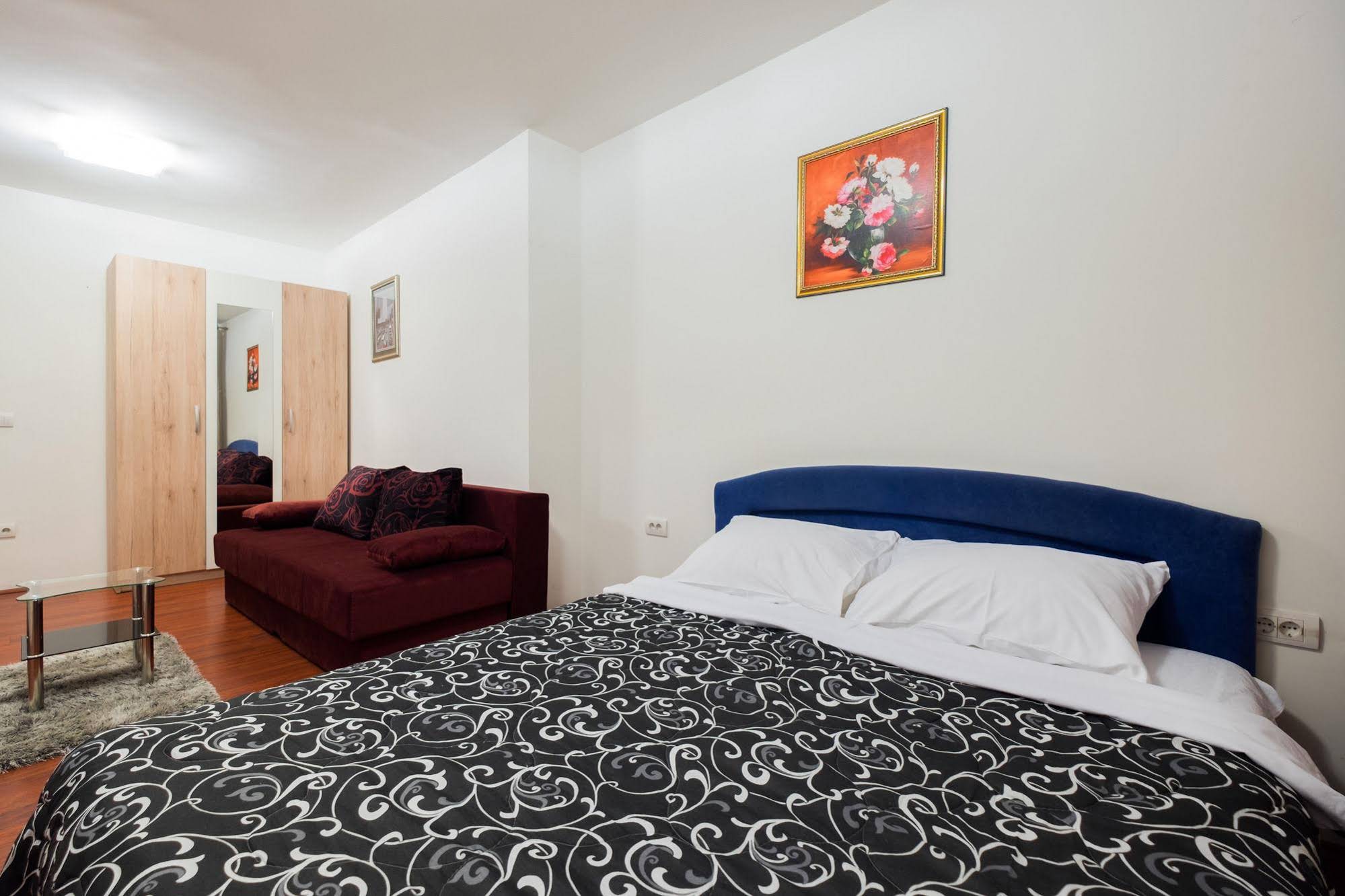 Downtown Apartments Bane