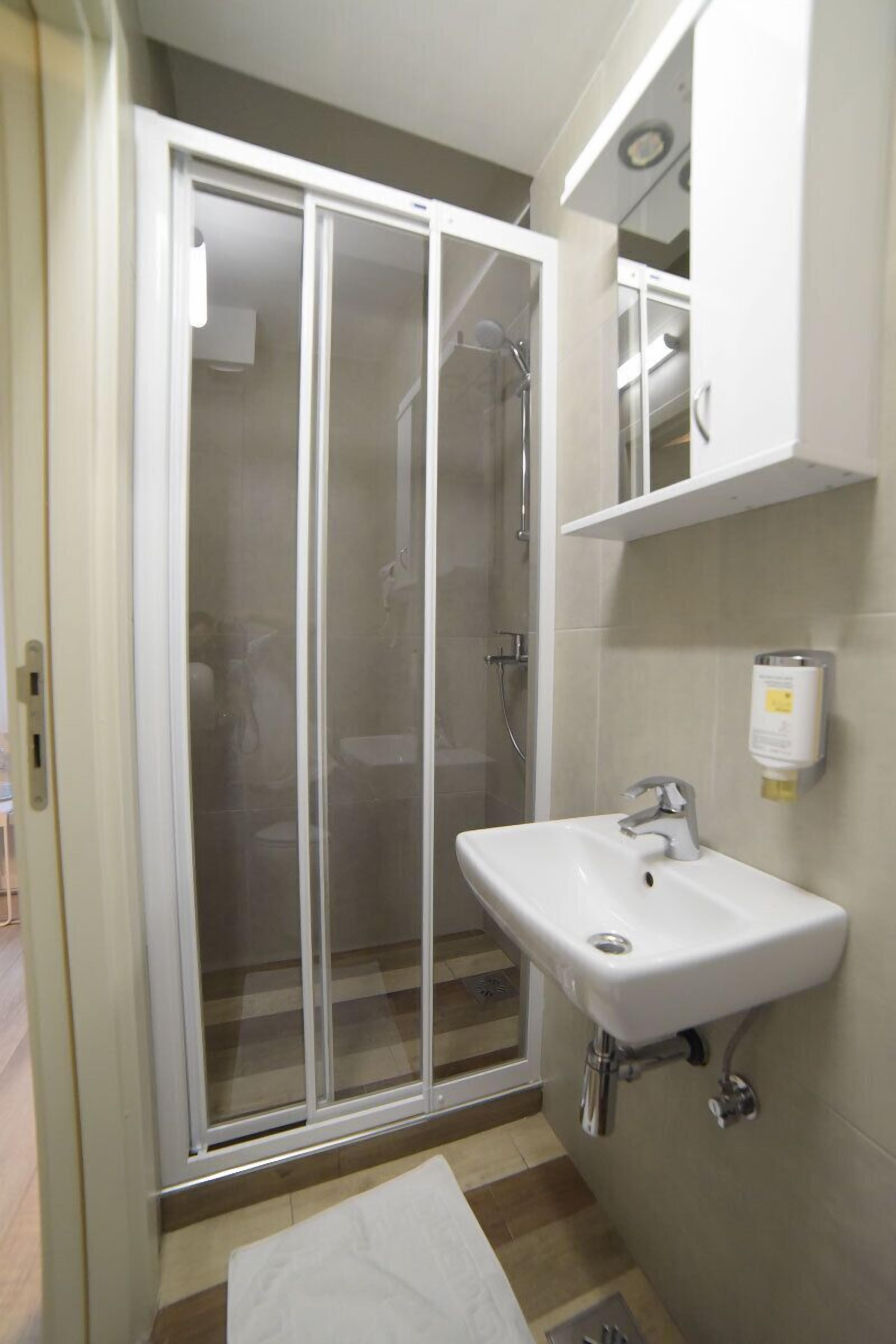 Garni House 46