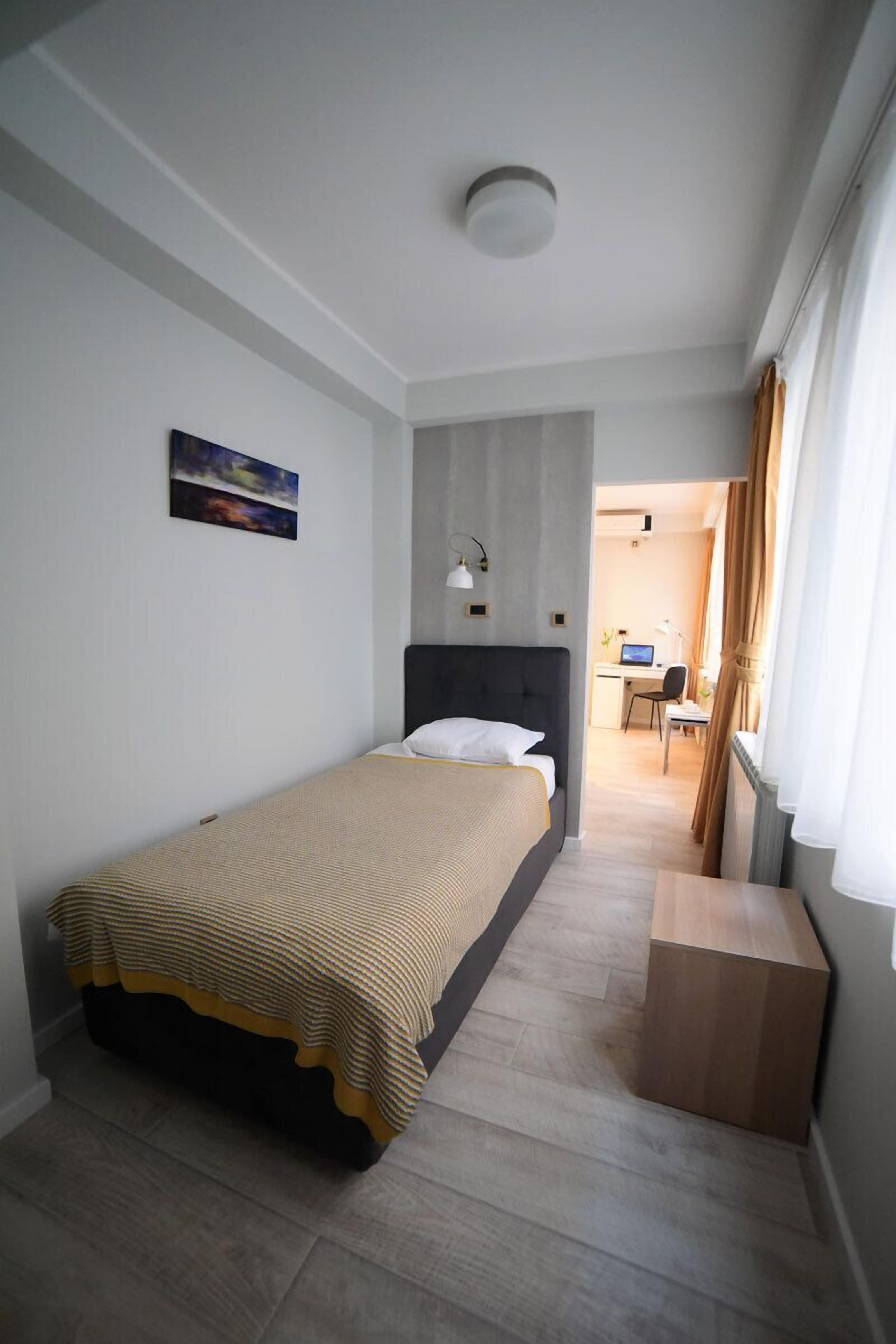 Garni House 46