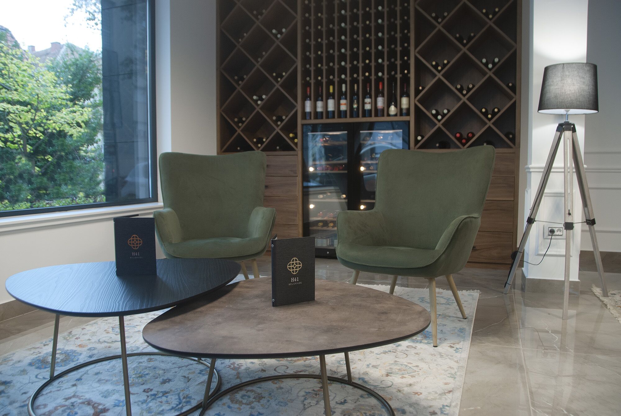 H41 Luxury Suites