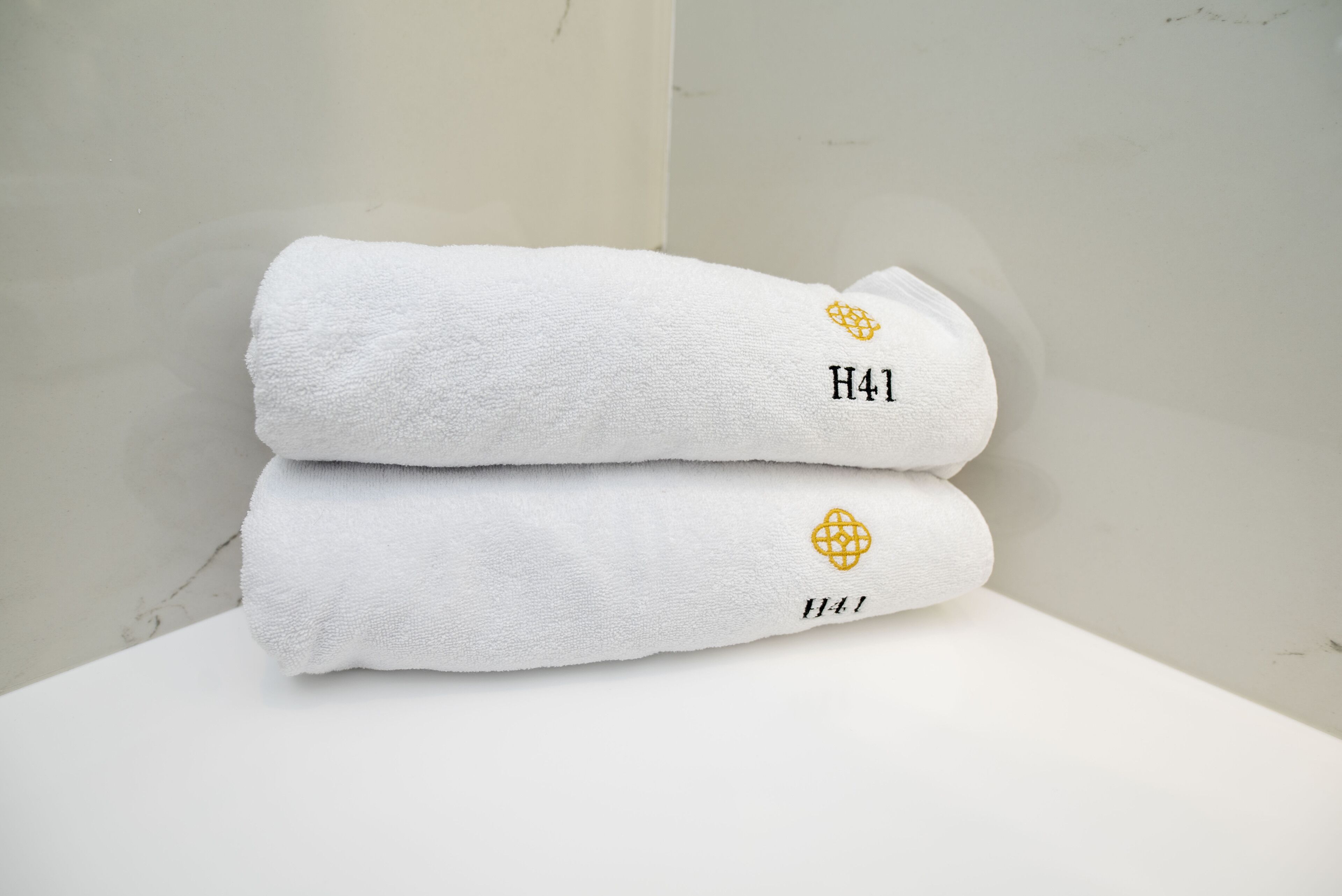 H41 Luxury Suites