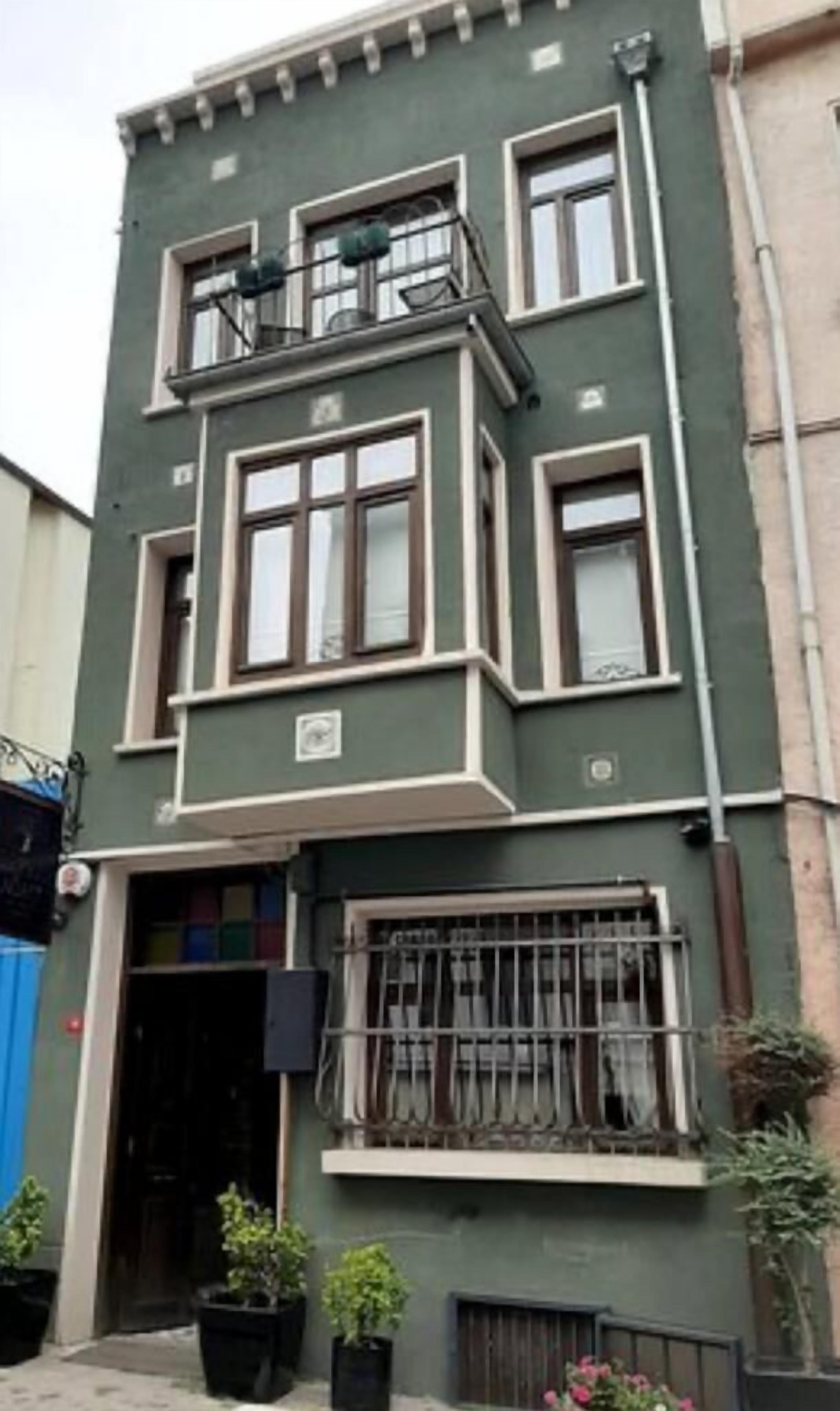Hayal Hostel Serbia