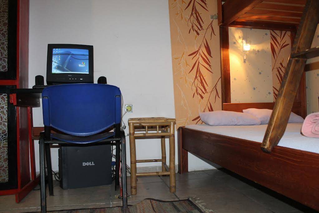 Hostel Tash inn